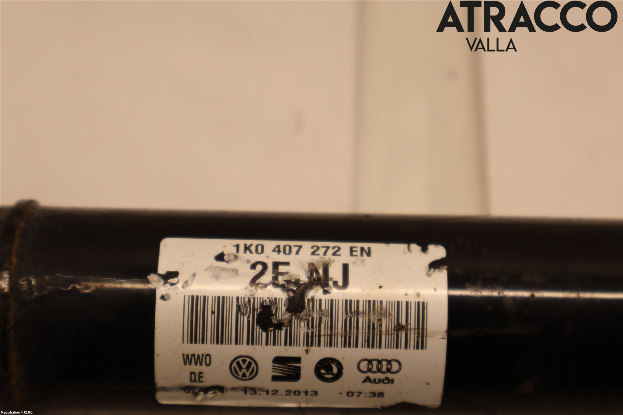 Volkswagen VW CADDY 11-15 Drivaxel Fram Höger