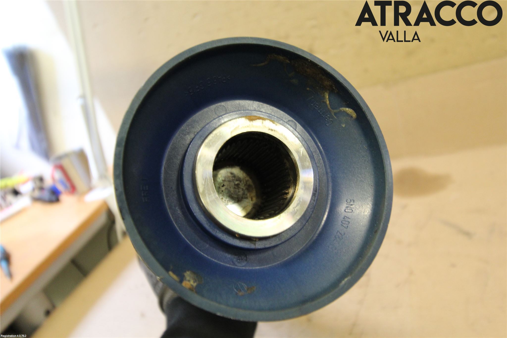 Volkswagen VW TIGUAN 16-24 Drivaxel Fram Höger