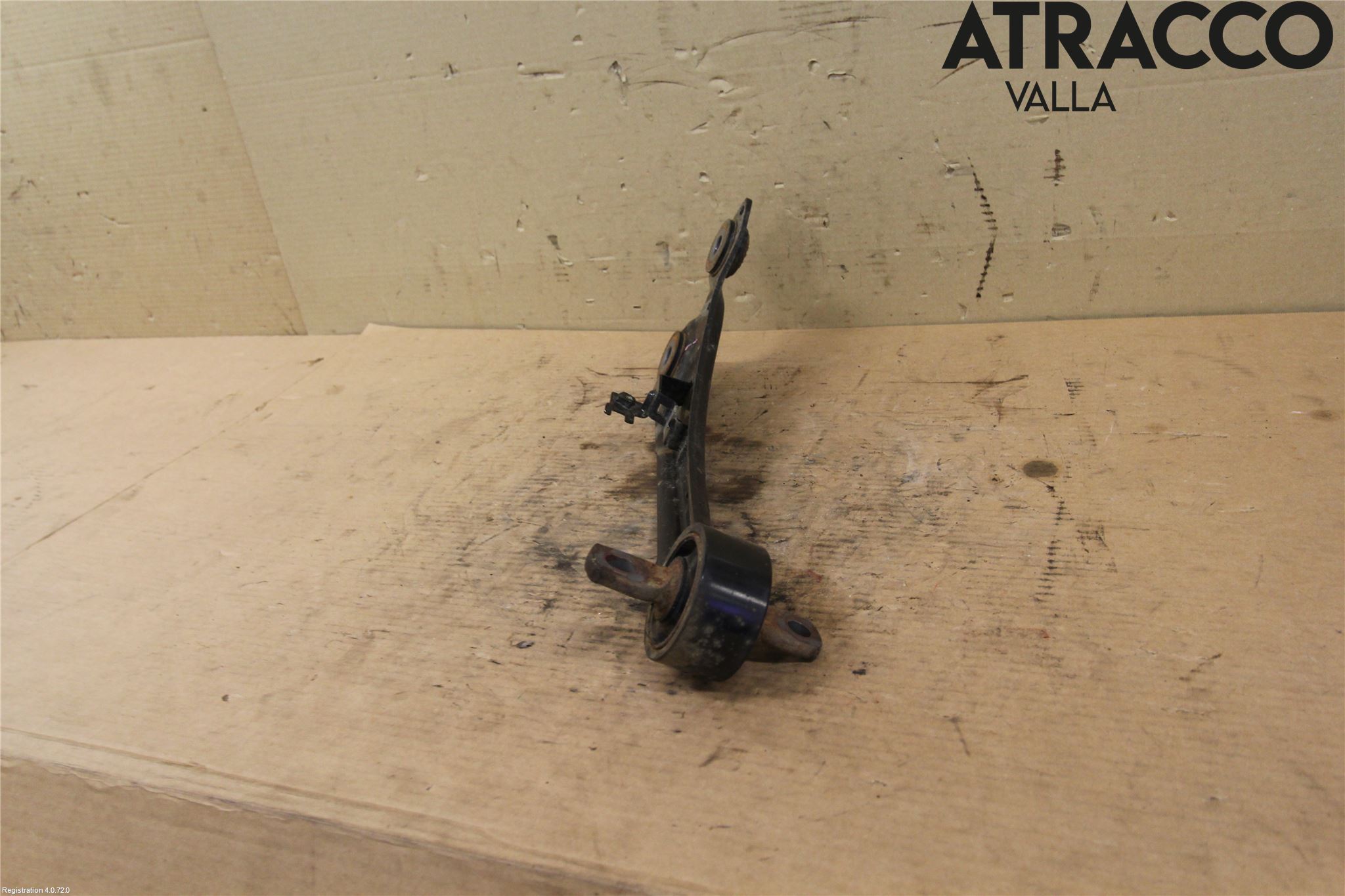Toyota AURIS 13-19 Bärarm Bak Vänster