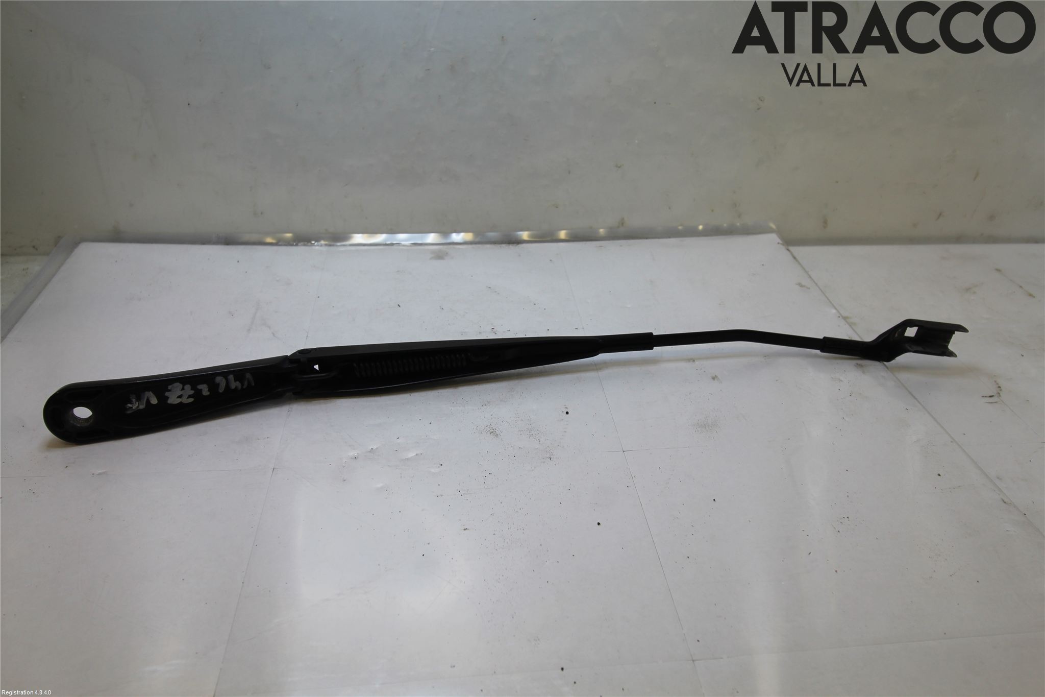 Jaguar F-PACE Torkararm Armar Vindruta