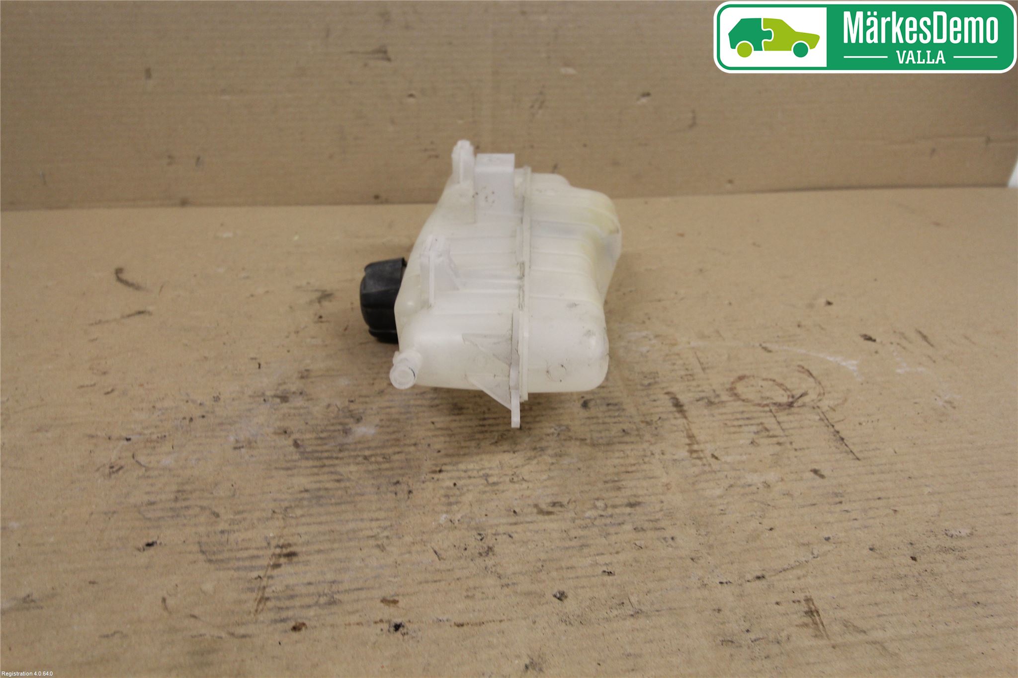 Renault CLIO III  09-12 Expansionstank