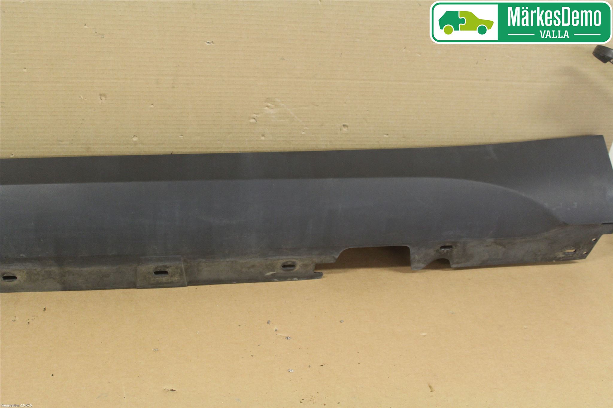 BMW X1 E84 10-15 Sidokjol Vä