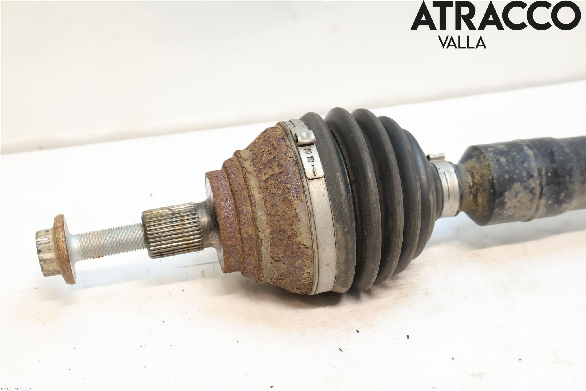 Skoda SUPERB 16-24 Drivaxel Fram Höger