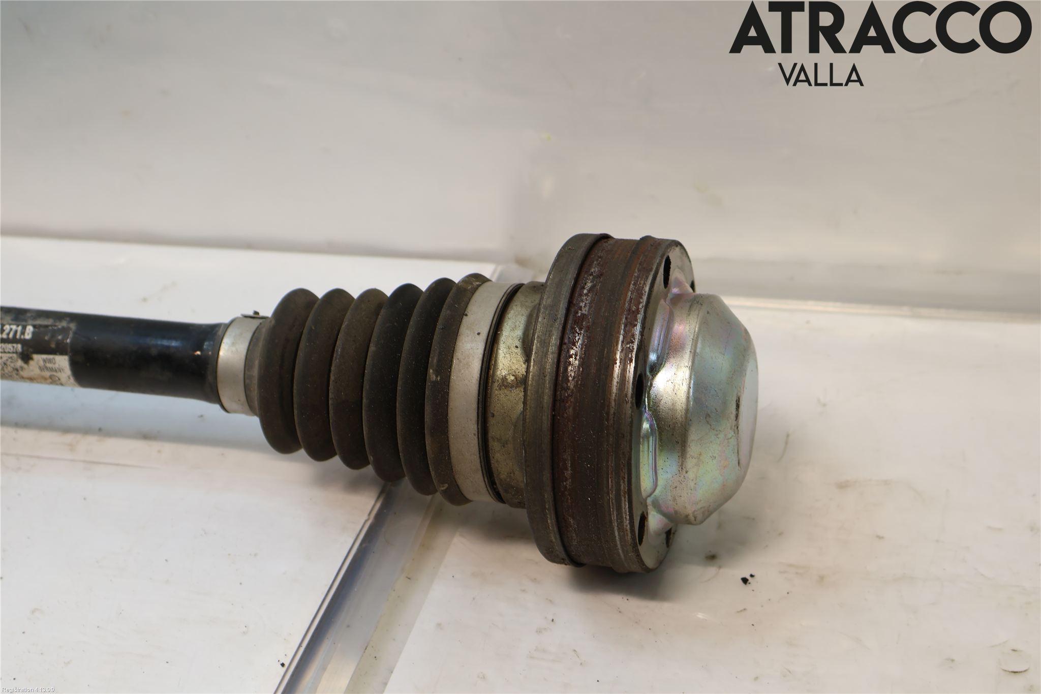 Volkswagen VW CADDY 11-15 Drivaxel Fram Vänster