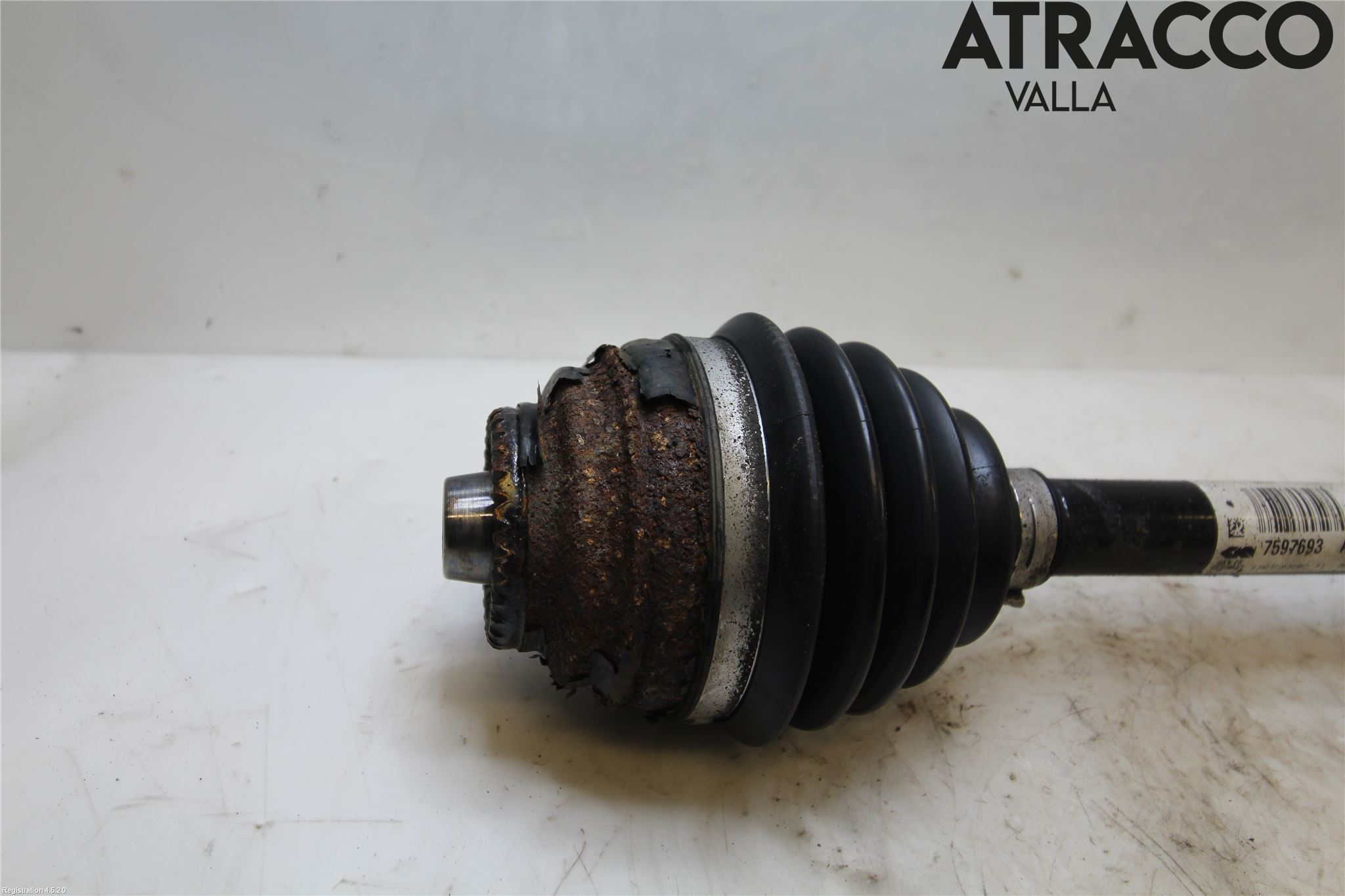 BMW 4 F32/F33/F82/F83 13-20 Drivaxel Fram Vänster