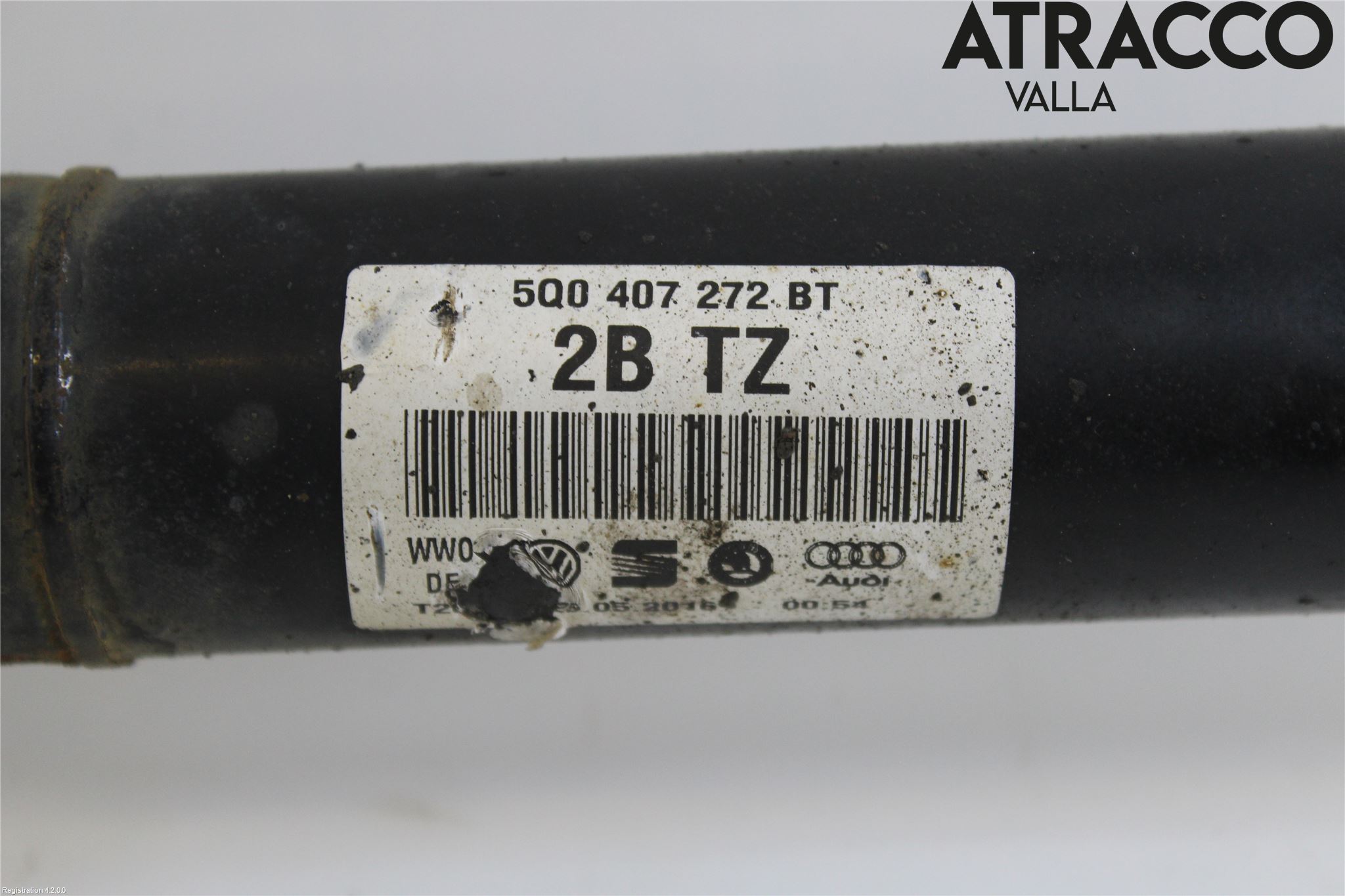 Volkswagen VW CADDY 16-20 Drivaxel Fram Höger