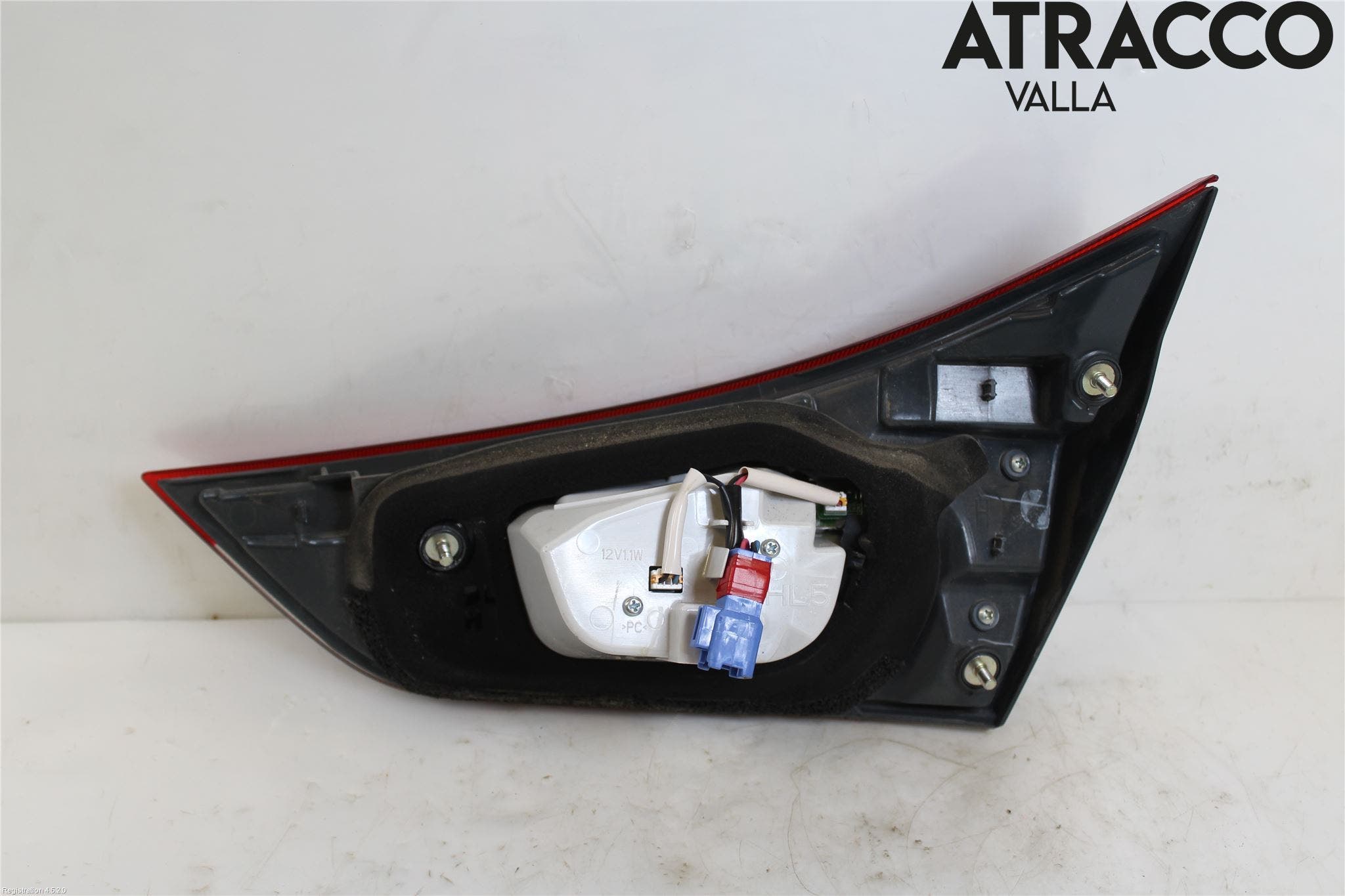 Toyota AURIS 13-19 Bakljus Lucka Vä