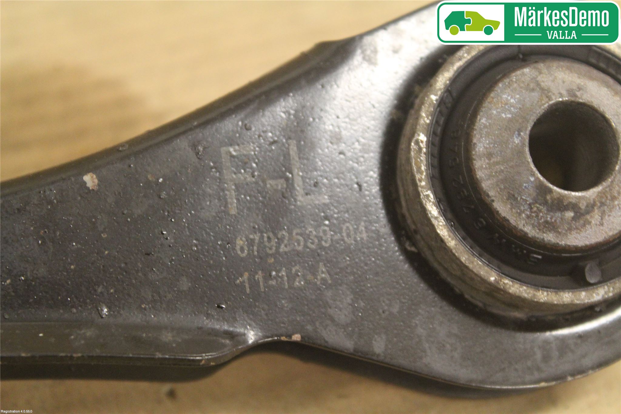 BMW 3 F30/F31/F80 12-19 Bärarm Bak Övre Vänster