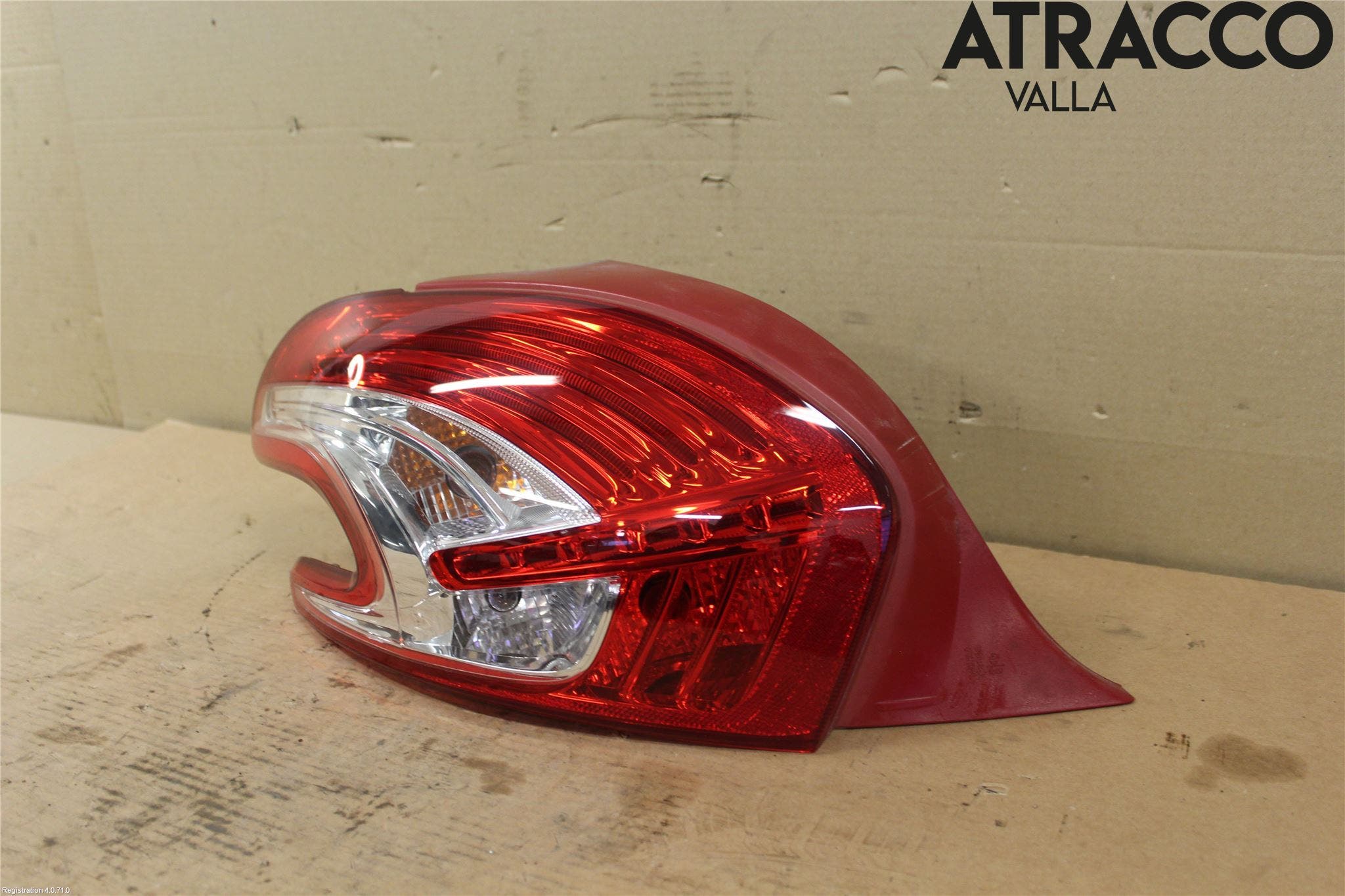 Peugeot 208 12-15 Bakljus Vänster