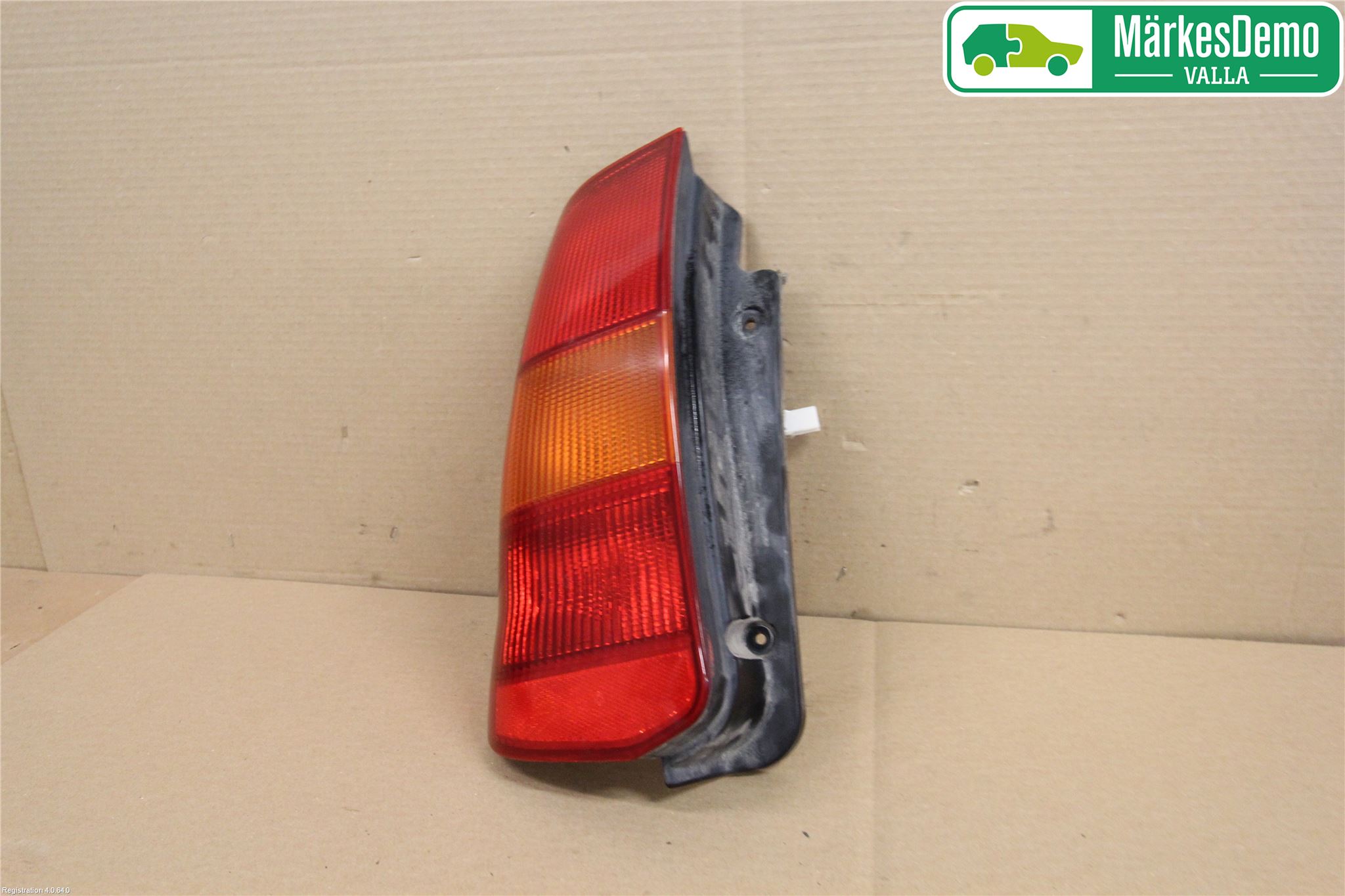 Mitsubishi SPACE STAR 98-05 Bakljus Vänster