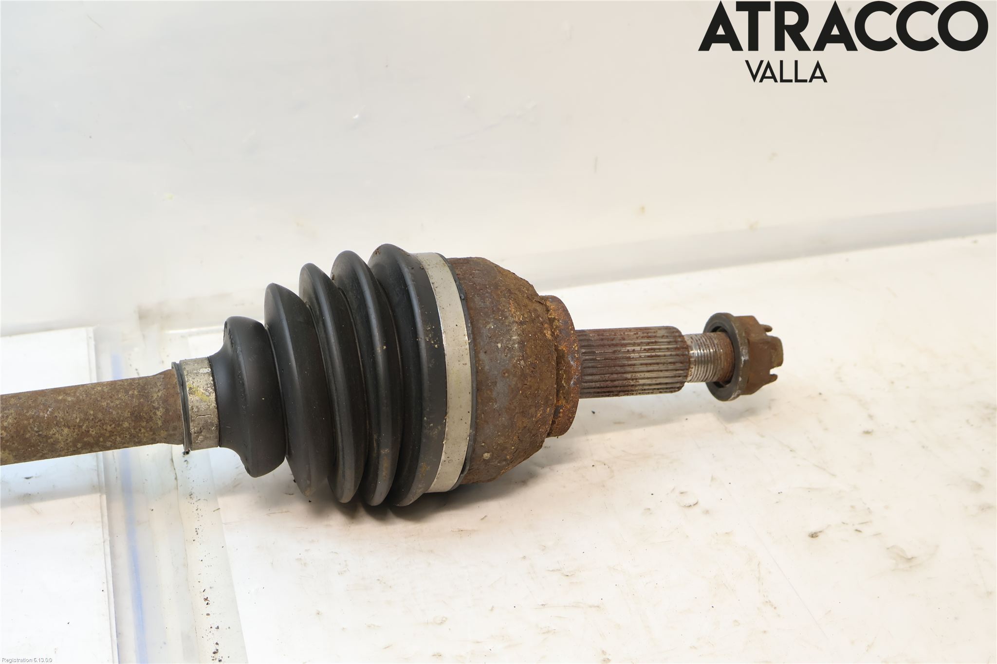 Renault TRAFIC/E-TECH 15- Drivaxel Fram Vänster