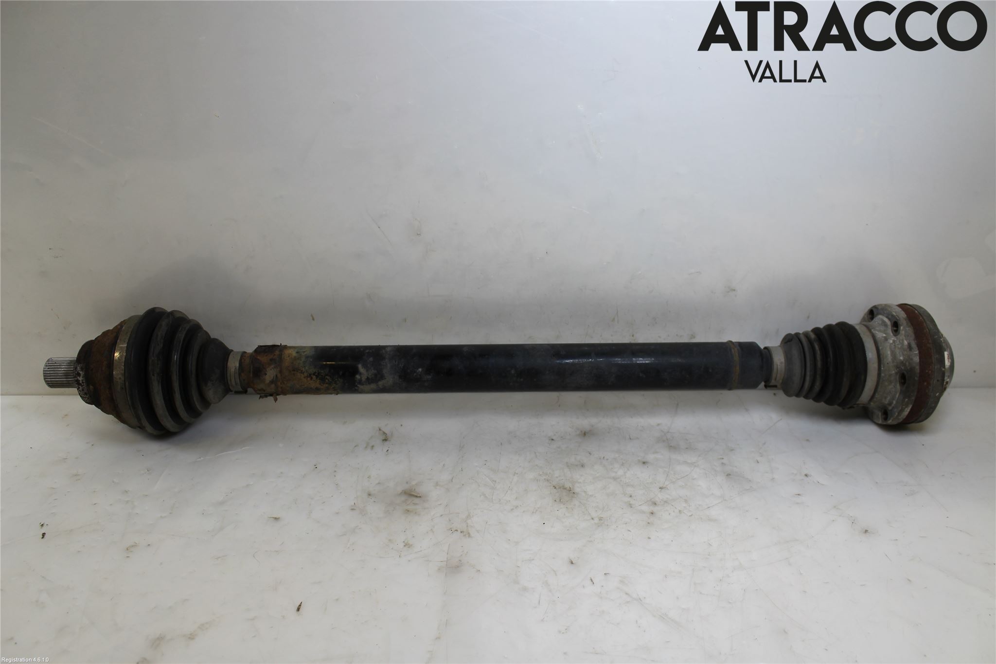 Volkswagen VW CADDY 11-15 Drivaxel Fram Höger