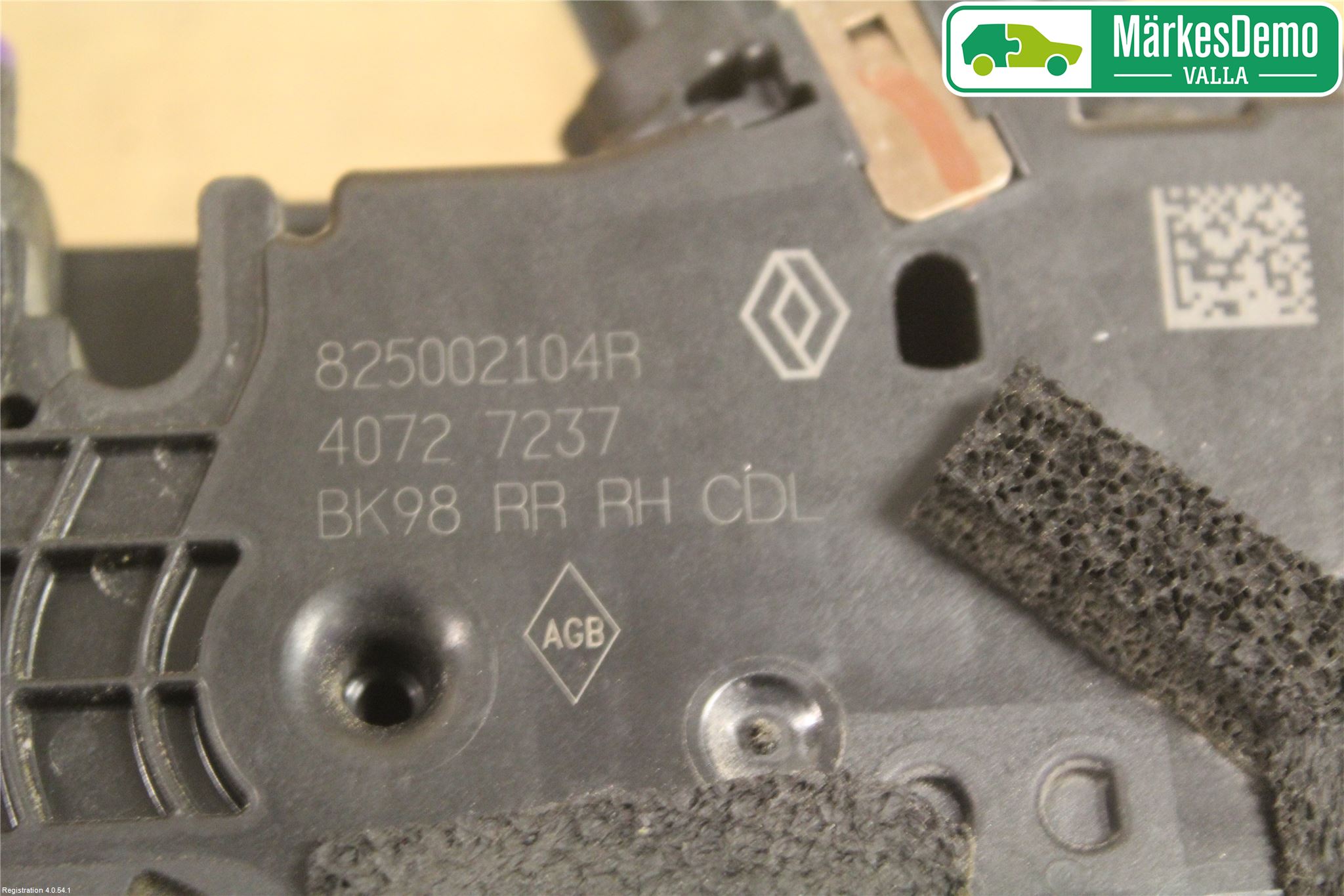 Renault CLIO IV 12-16 Låskista-Dörrlås