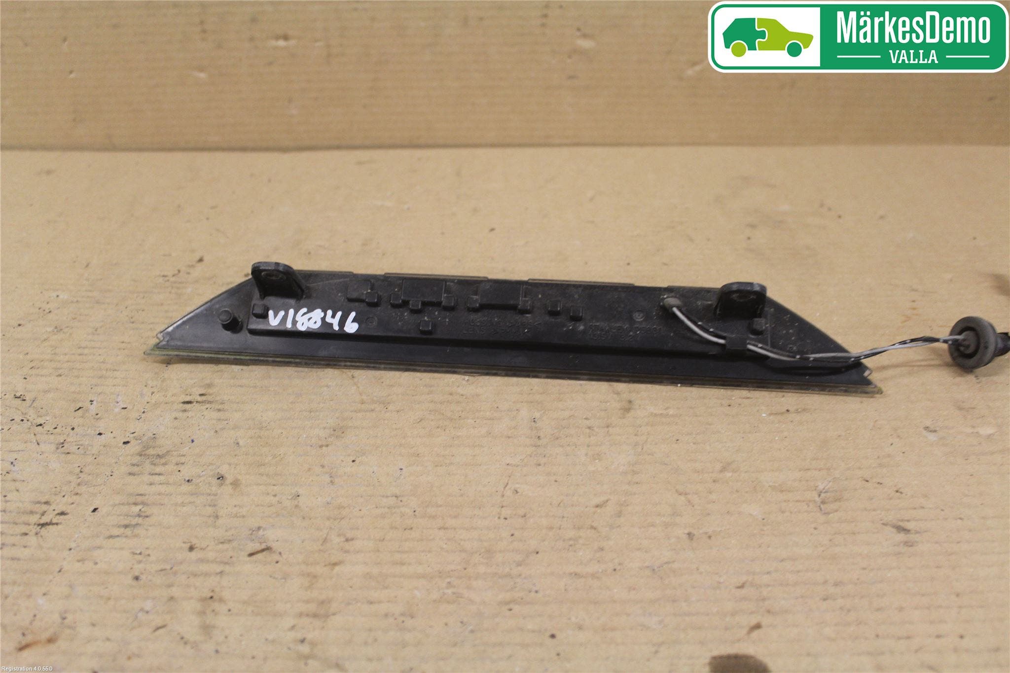 Mitsubishi OUTLANDER 07-12 Bromsljus Bakruta