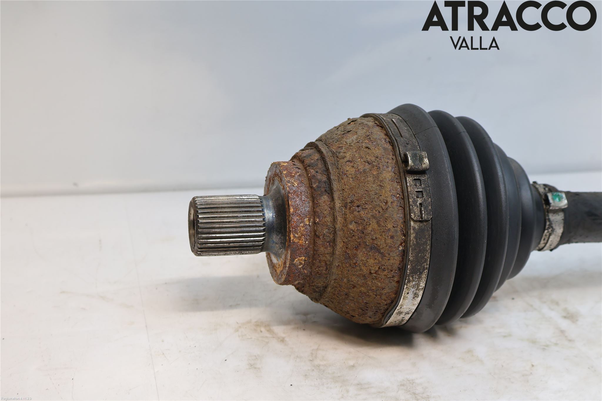 Volkswagen VW TIGUAN 07-16 Drivaxel Fram Vänster