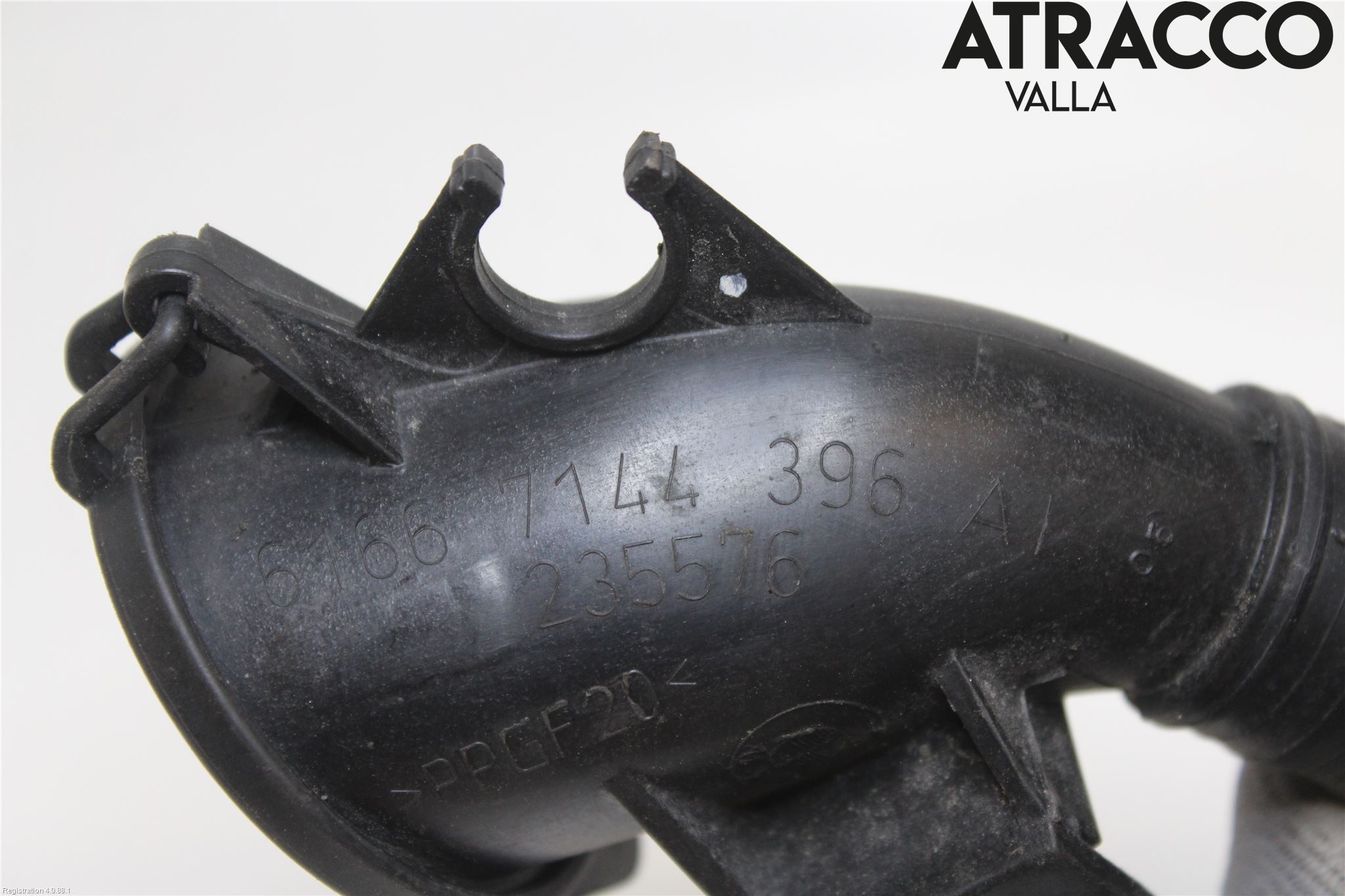 BMW 5 E60/61 Sed/Tou 02-10 Spolartank Påfyllningsrör