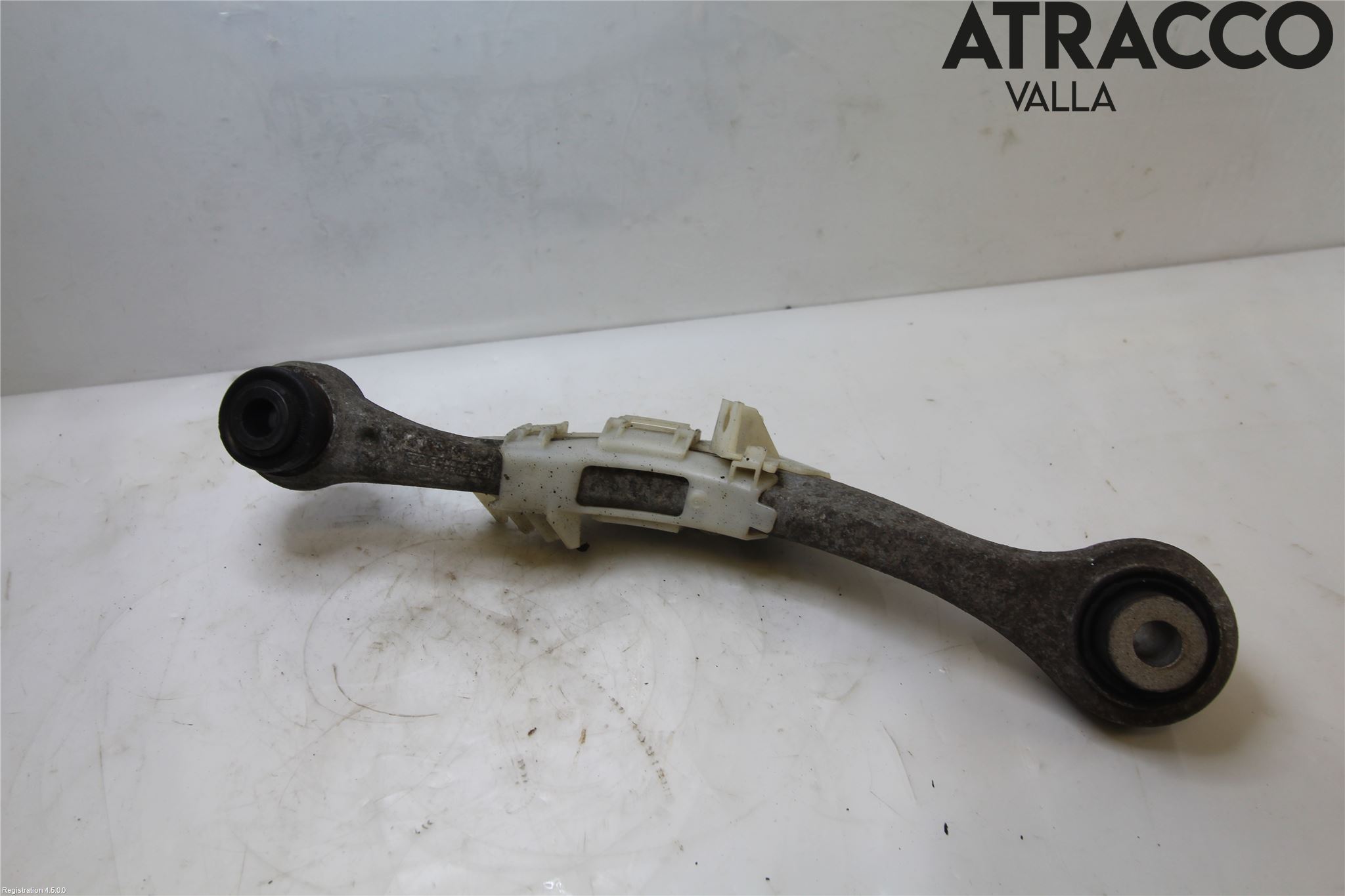 BMW 5 G30/G31/F90 17-23 Bärarm Bak Övre Höger