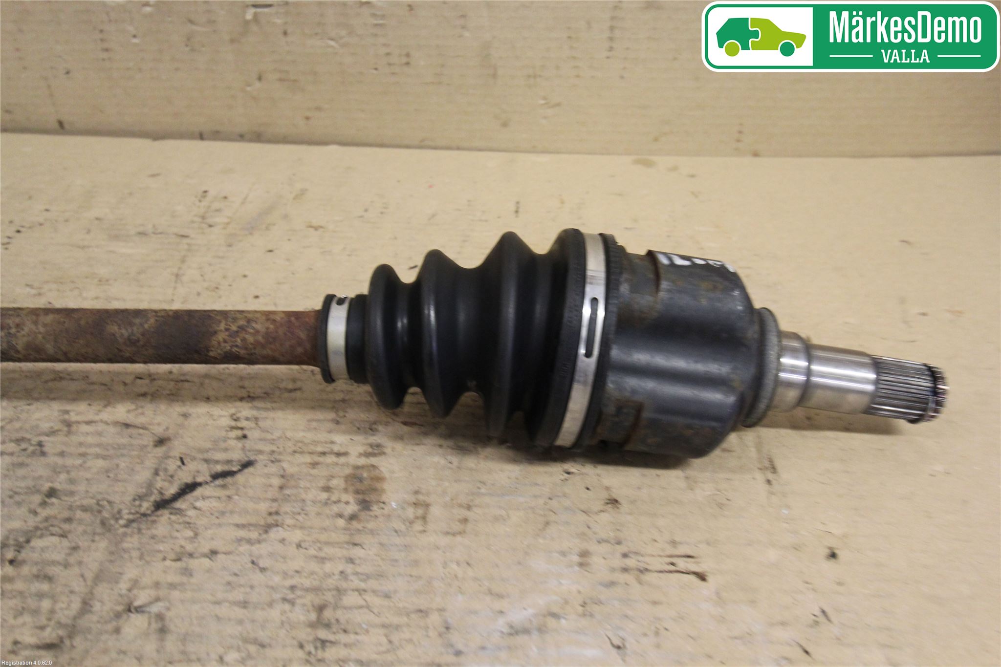 Toyota VERSO-S 11-16 Drivaxel Fram Vänster