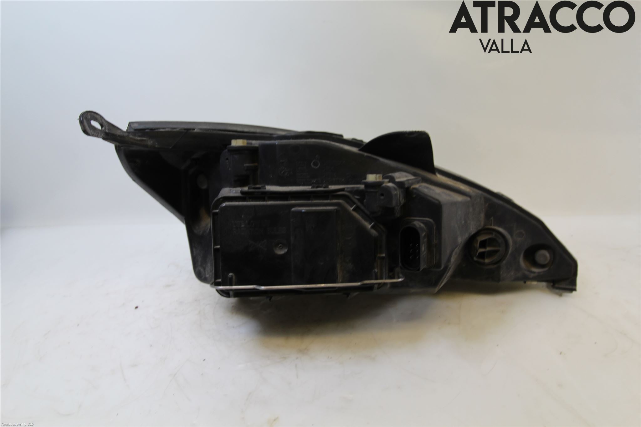 Ford FOCUS     99-04 Strålkastare Vänster