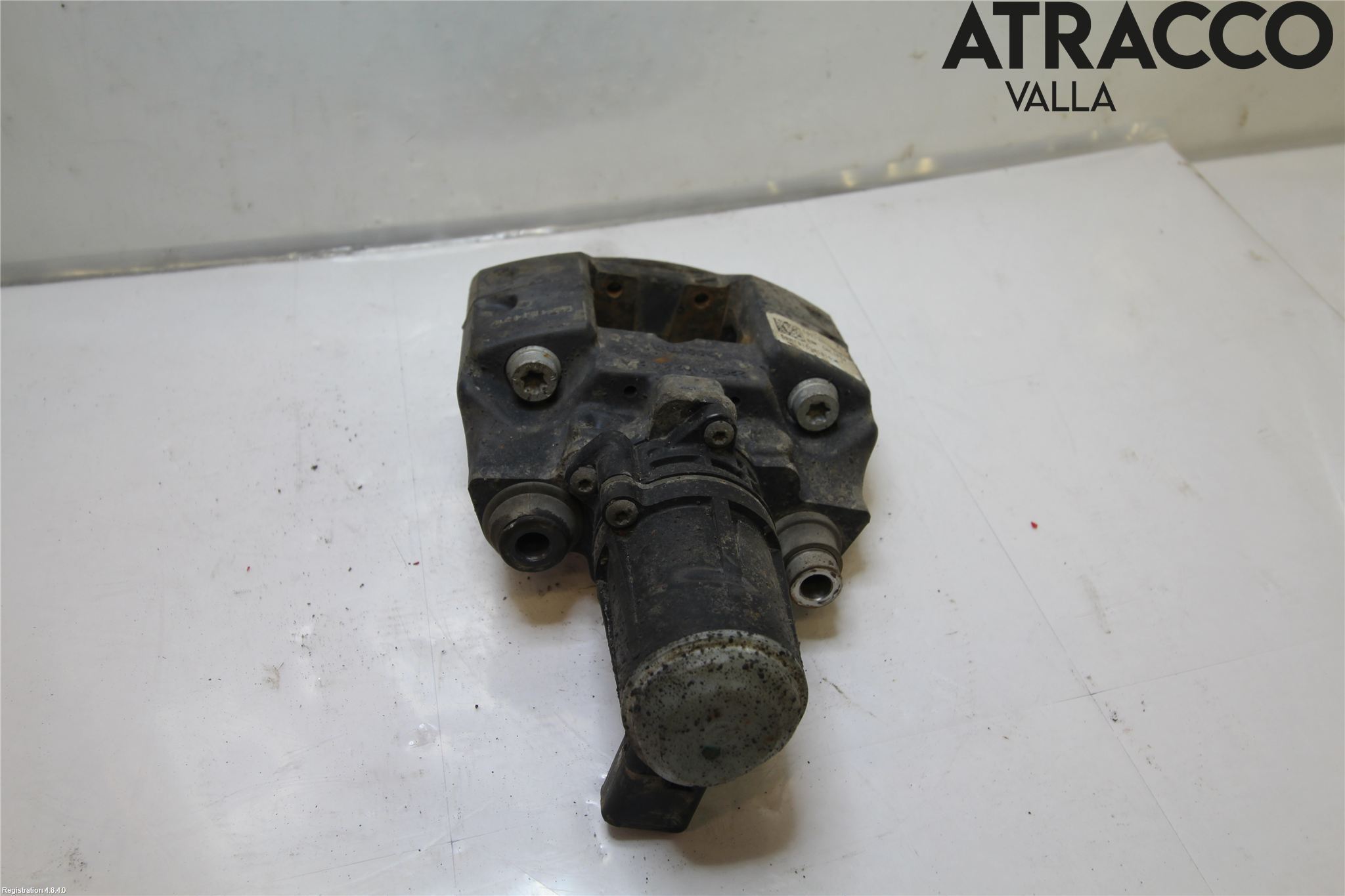 Tesla MODEL X 16- Bromsok Bak Höger