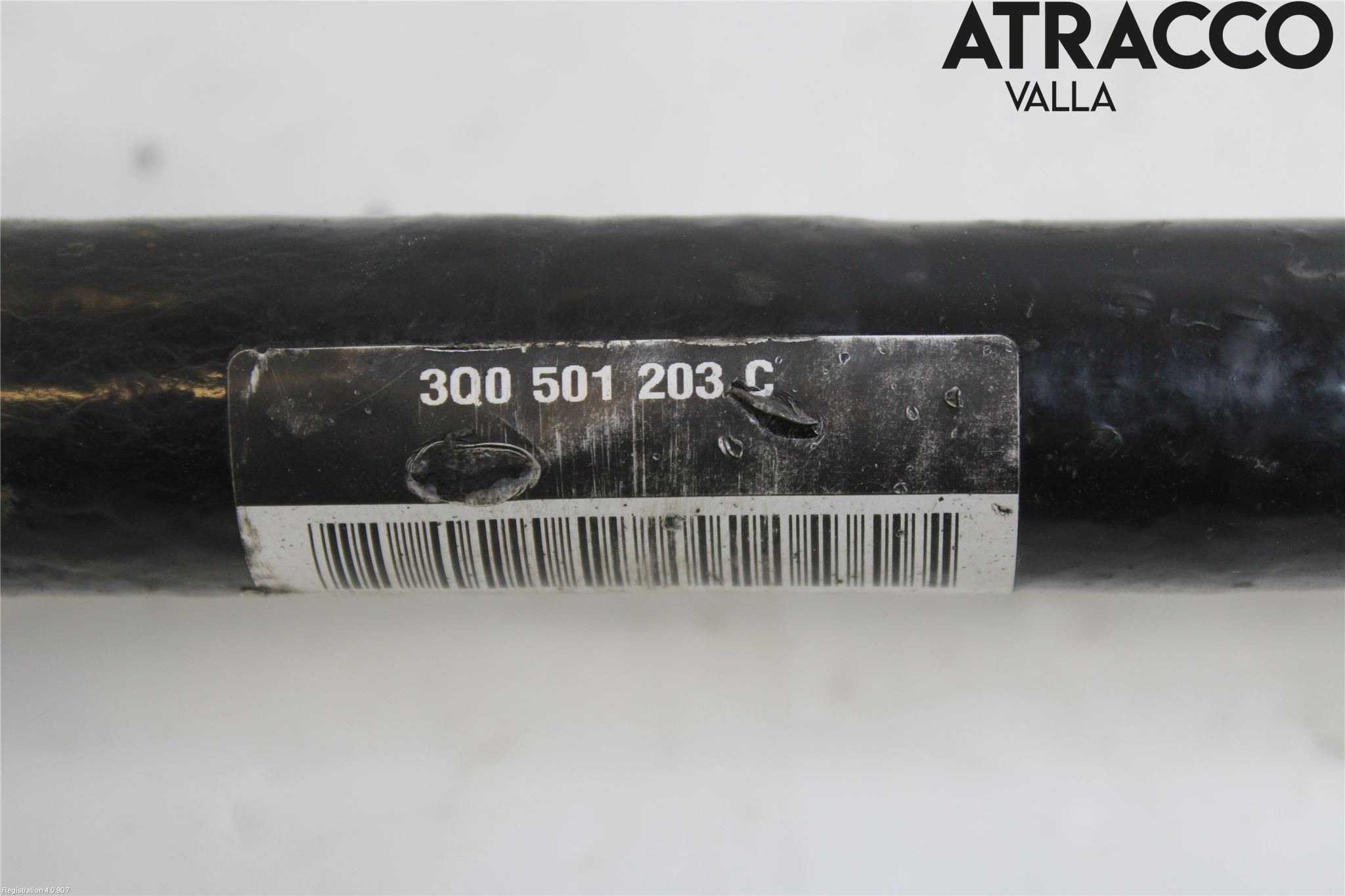 Volkswagen VW PASSAT 15-19 Drivaxel Bak Vänster