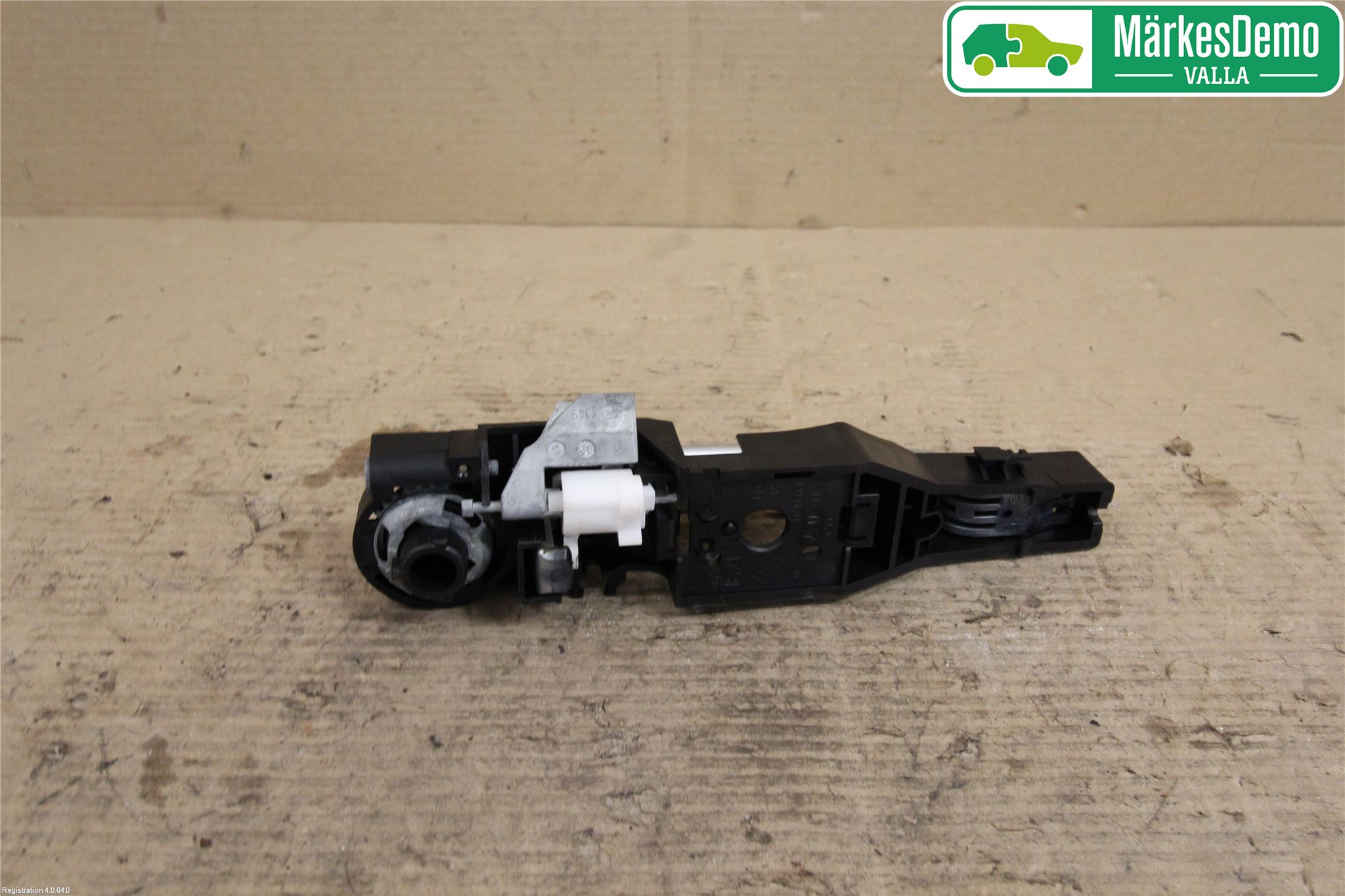 Renault CLIO III  09-12 Dörrhandtag Yttre Hö