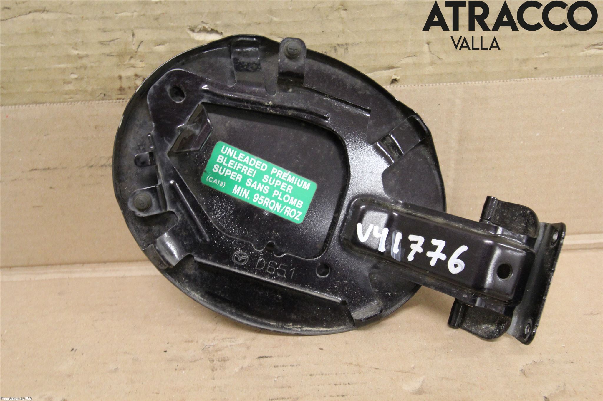 Mazda 2 (DE) 08-15 Tanklucka