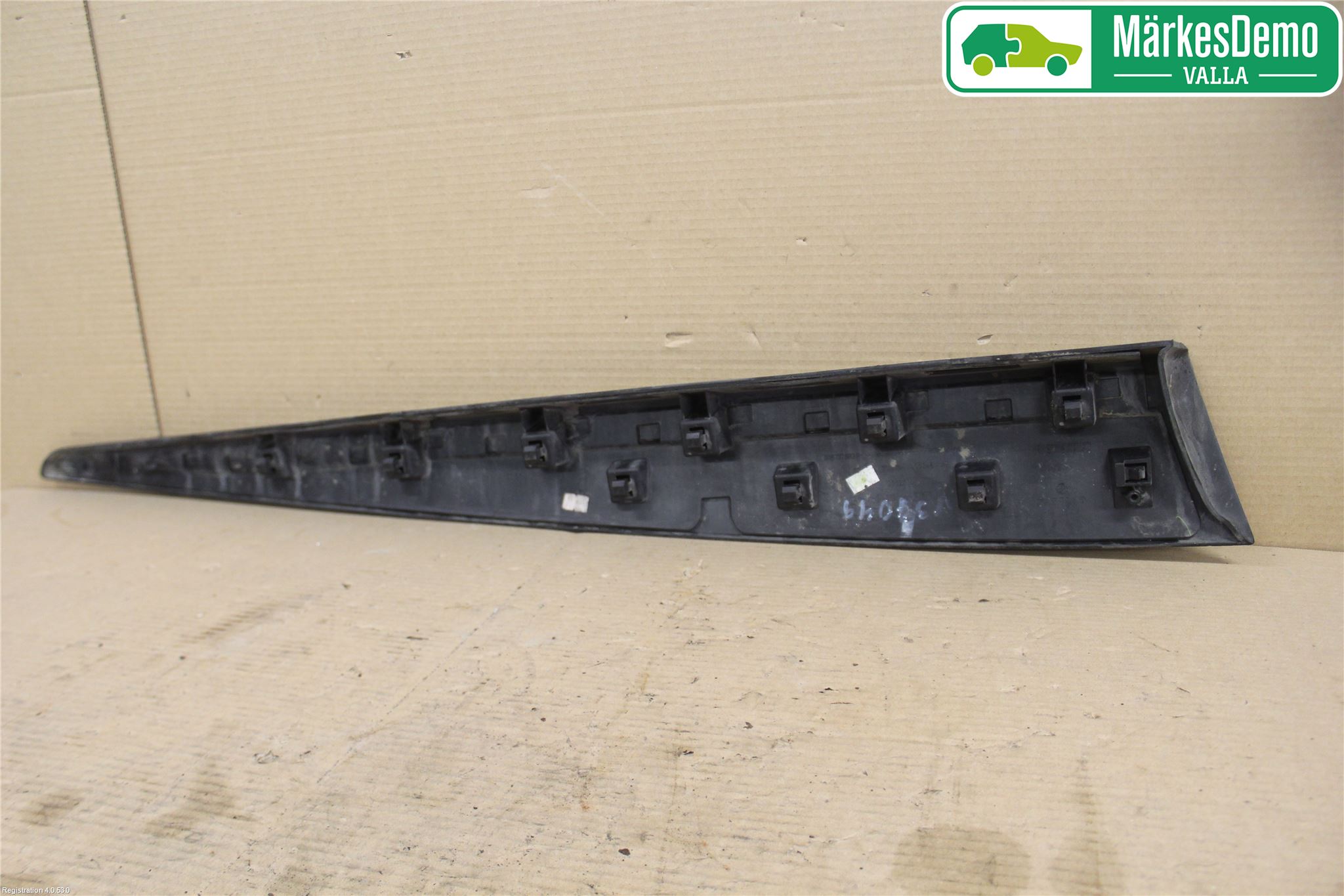 Renault CLIO IV 12-16 Dörr Dekorlist Fram Vä