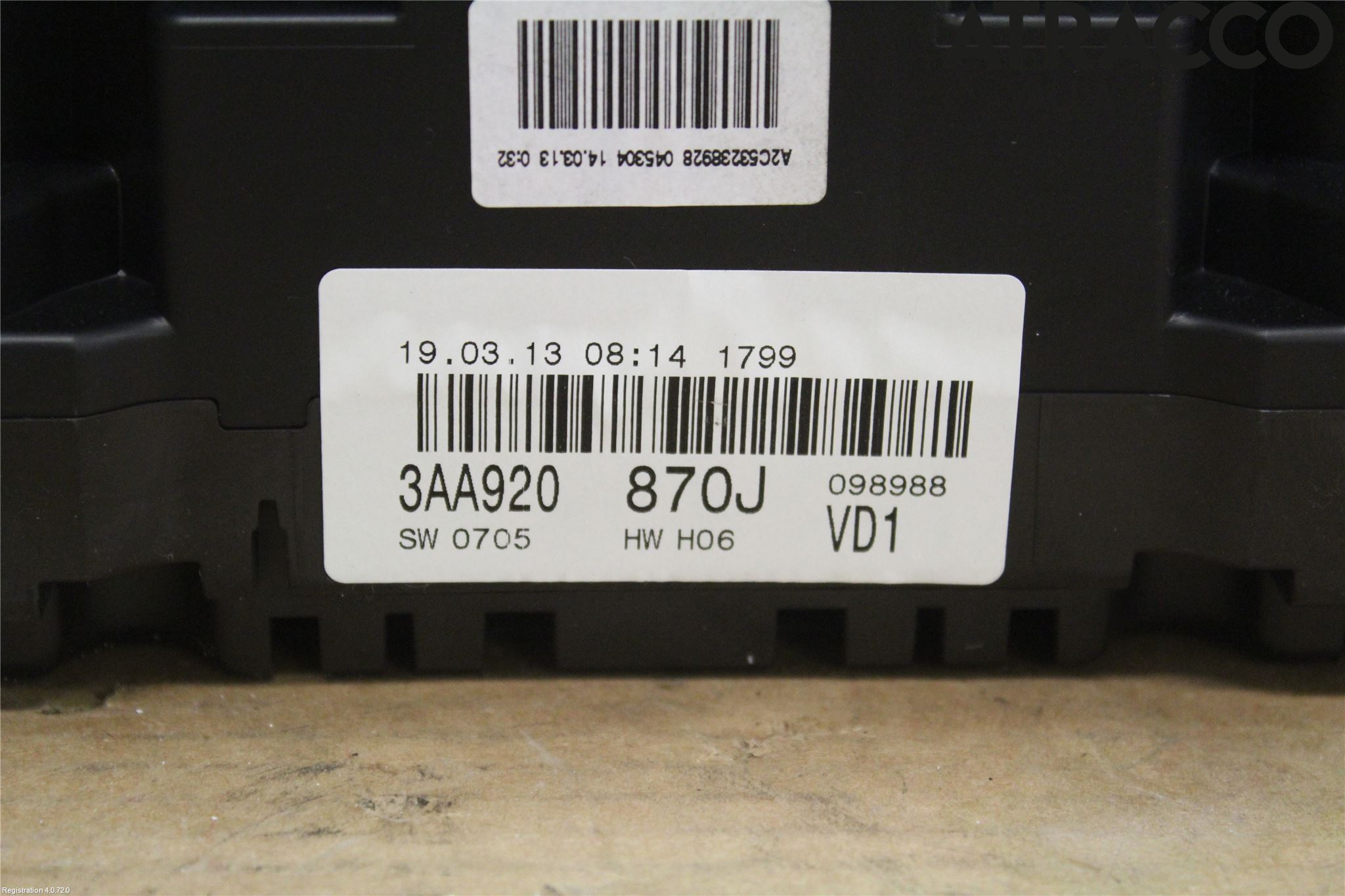 Volkswagen VW PASSAT 11-14 Instrument Komb