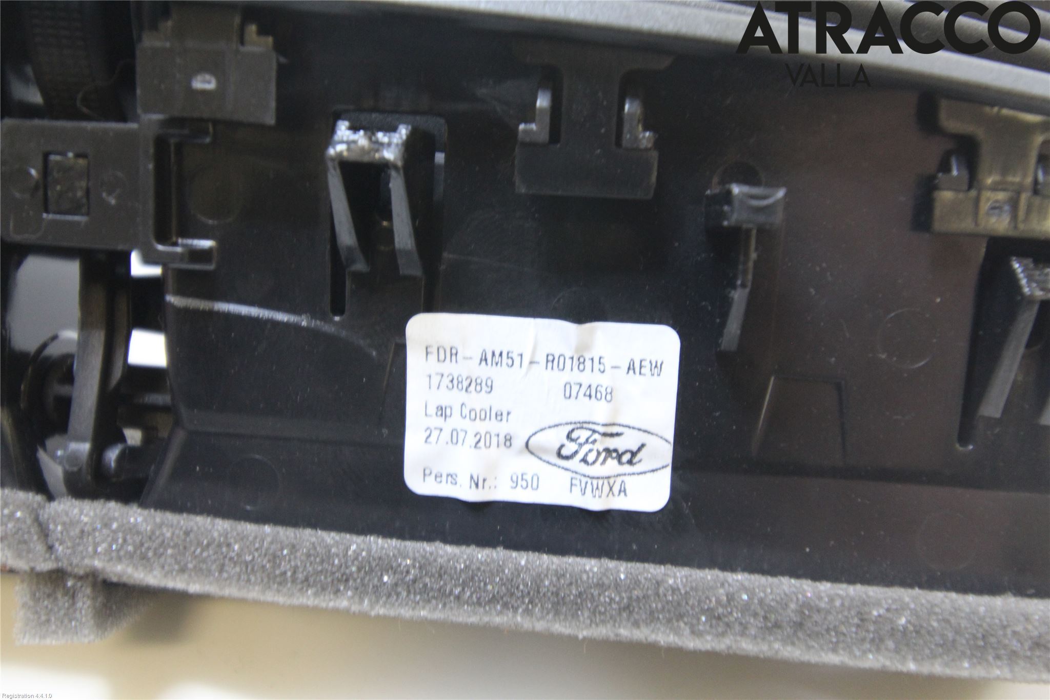 Ford GRAND C-MAX 15-19 Defrosterkanal-Munstycke