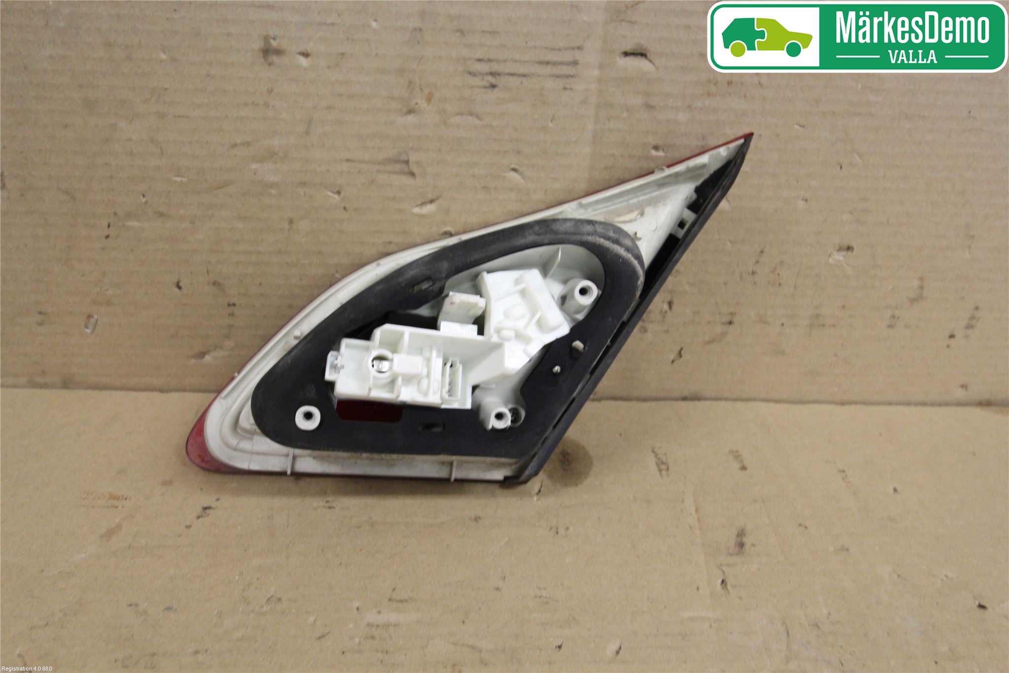 Opel ASTRA J 10-15 Bakljus Lucka Vä