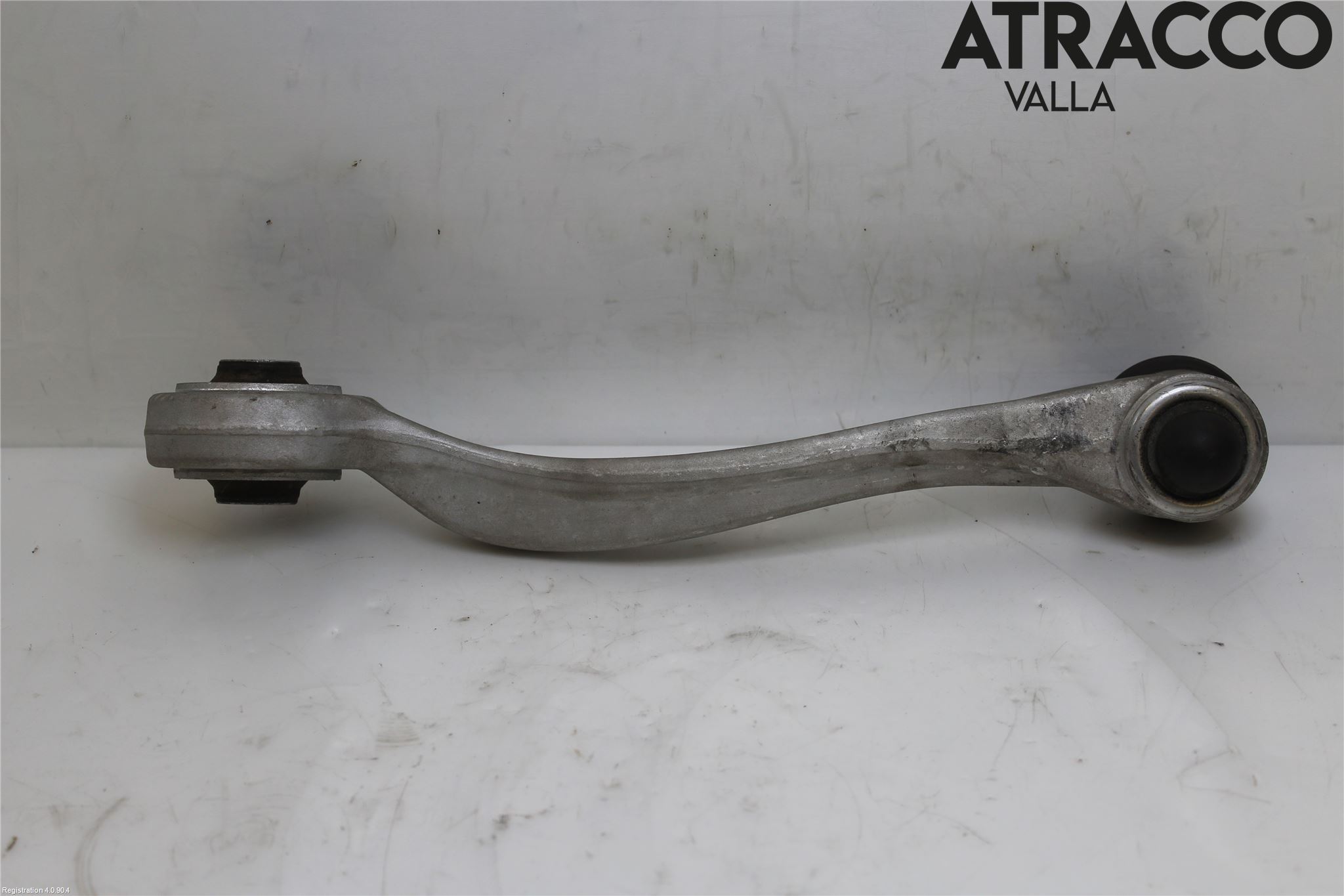 Audi A6/S6     05-11 Bärarm Fram Övre Hö