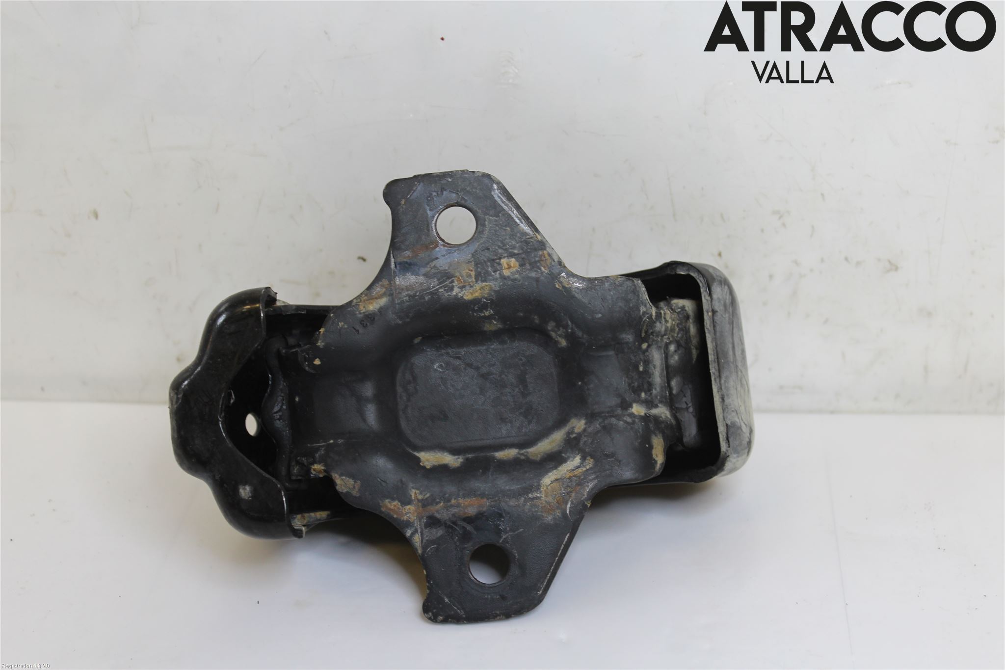 Toyota HILUX 16- Motorfäste