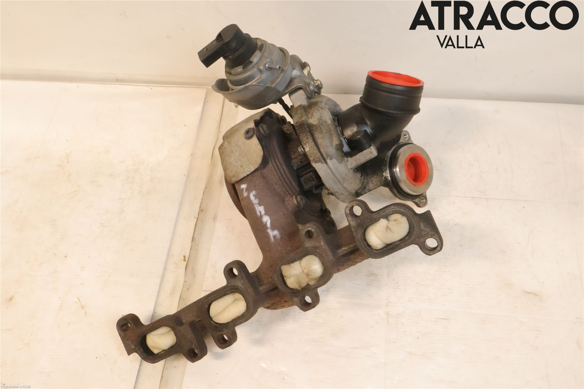 Volkswagen VW CADDY 11-15 Turboaggregat