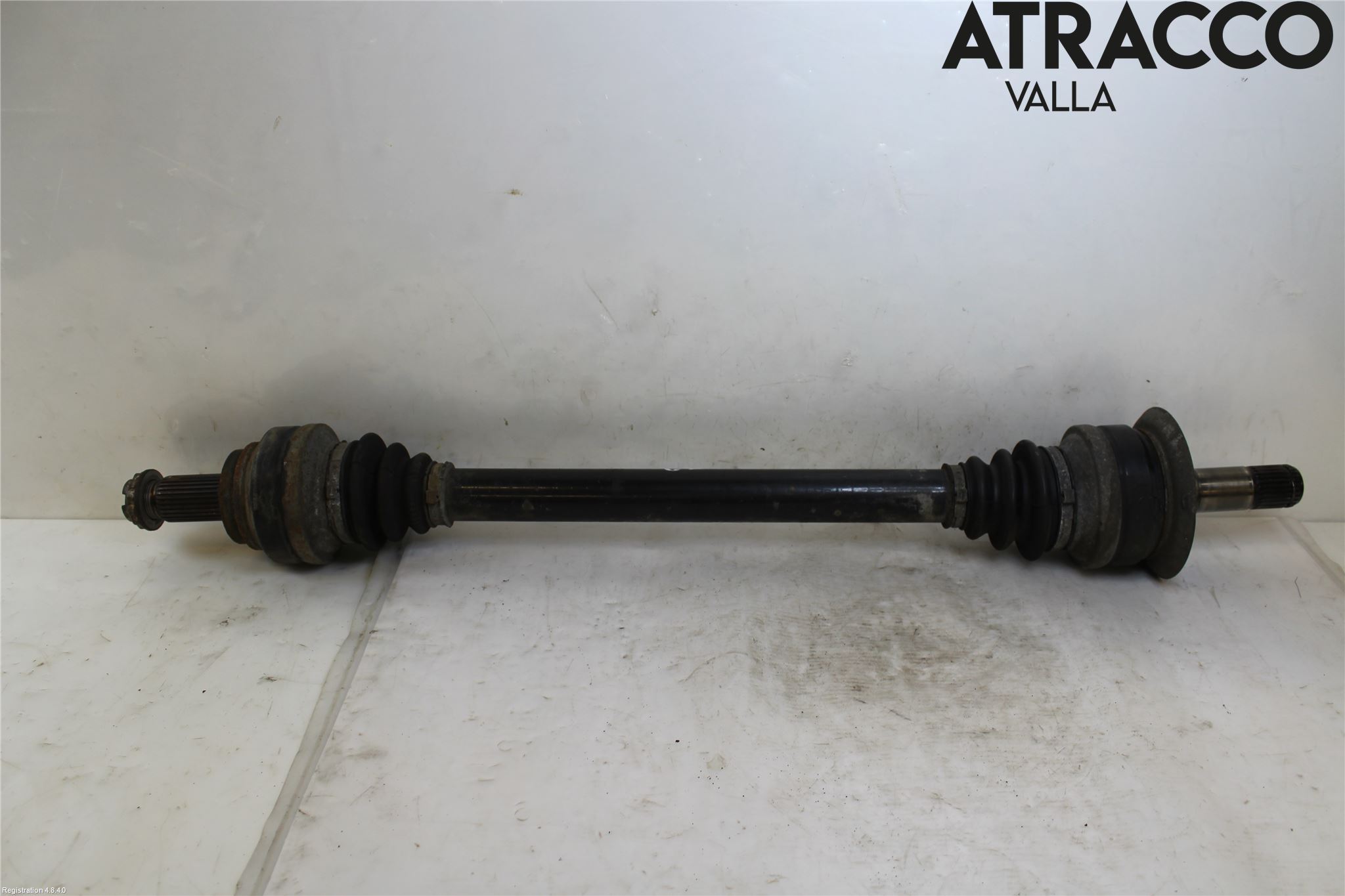 BMW X4 F26 14-18 Drivaxel Bak Vänster