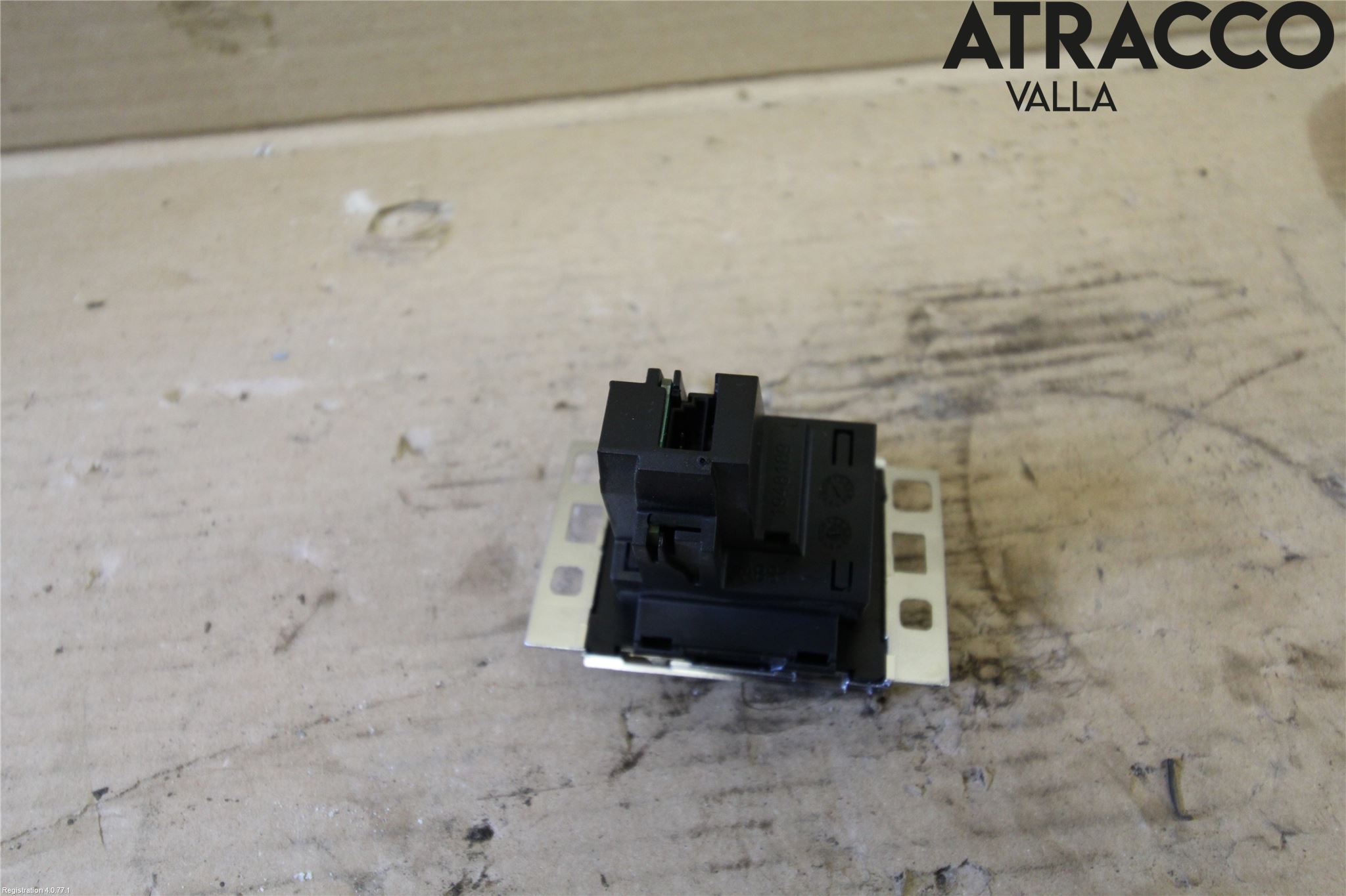 Volkswagen VW PASSAT 11-14 Instrument Klocka