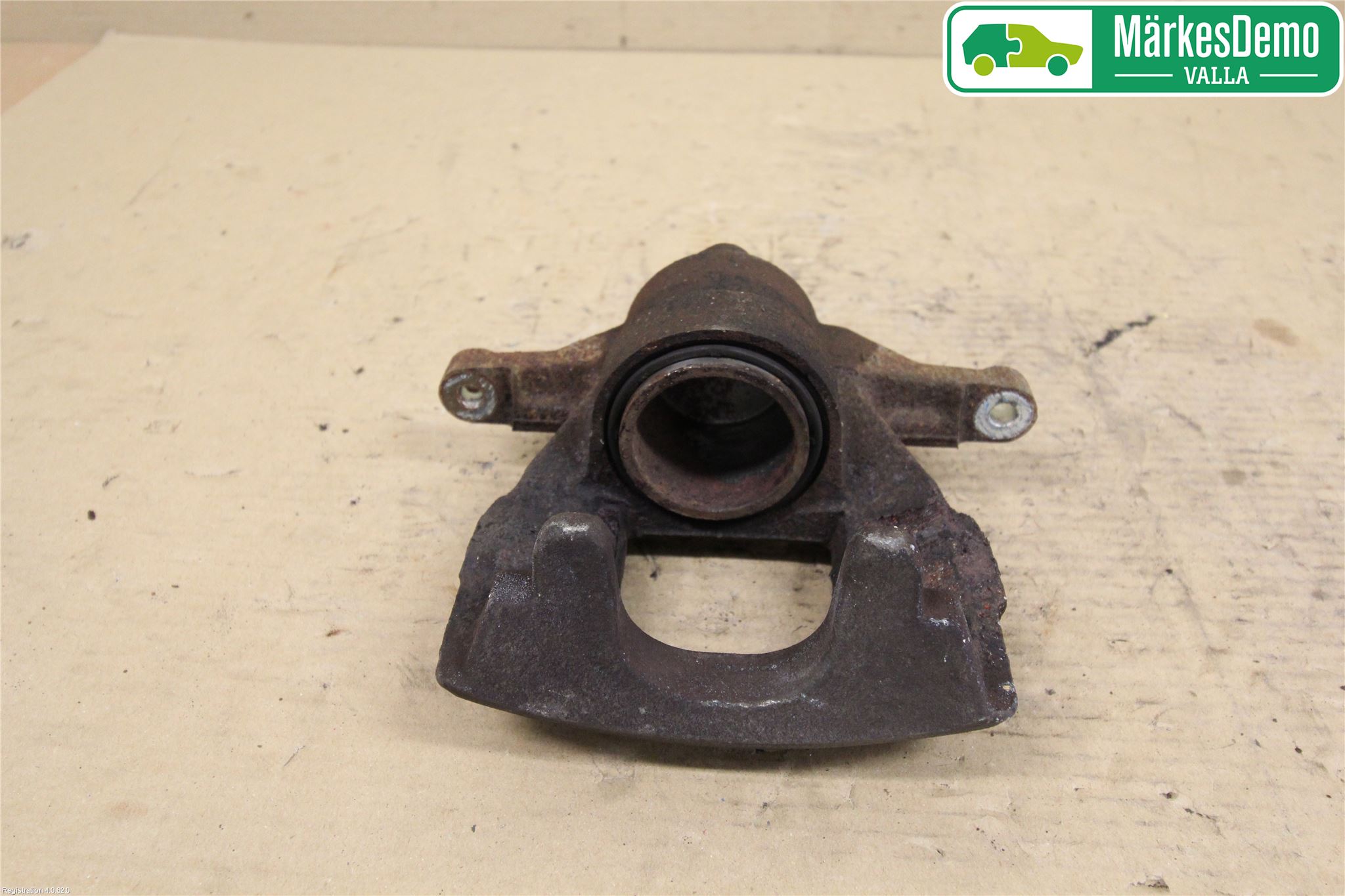 Toyota AVENSIS 09-15 Bromsok Fram Höger