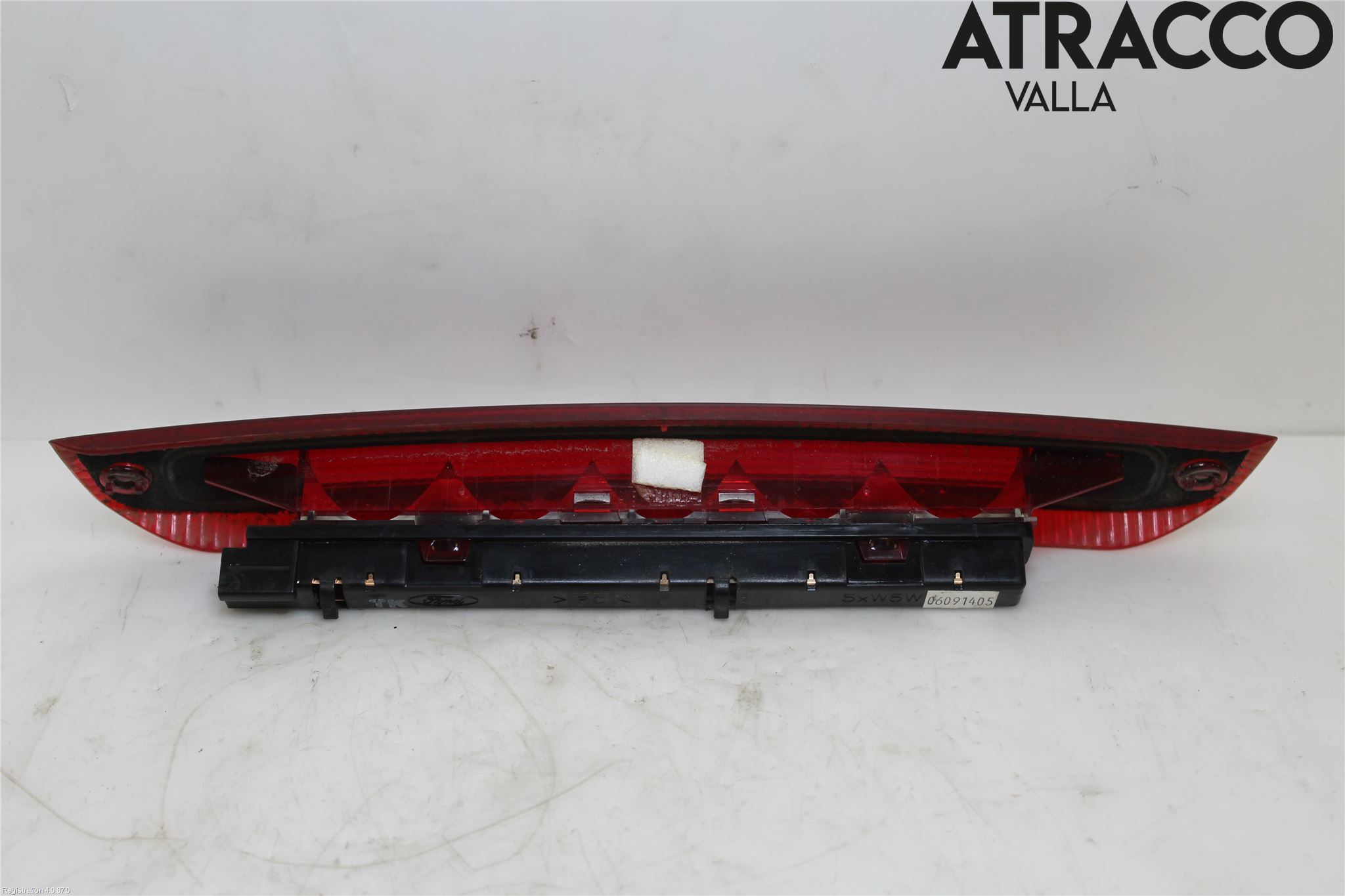 Ford FOCUS     04-07 Bromsljus Bakruta