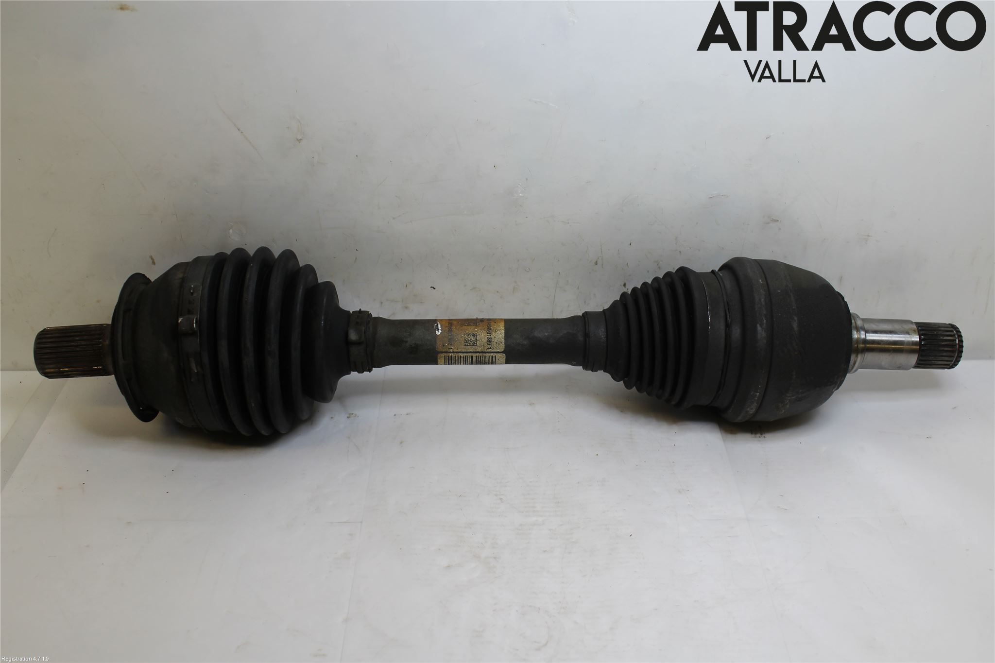 Mercedes-Benz MB GLA-KLASS (X156) 13-20 Drivaxel Fram Vänster