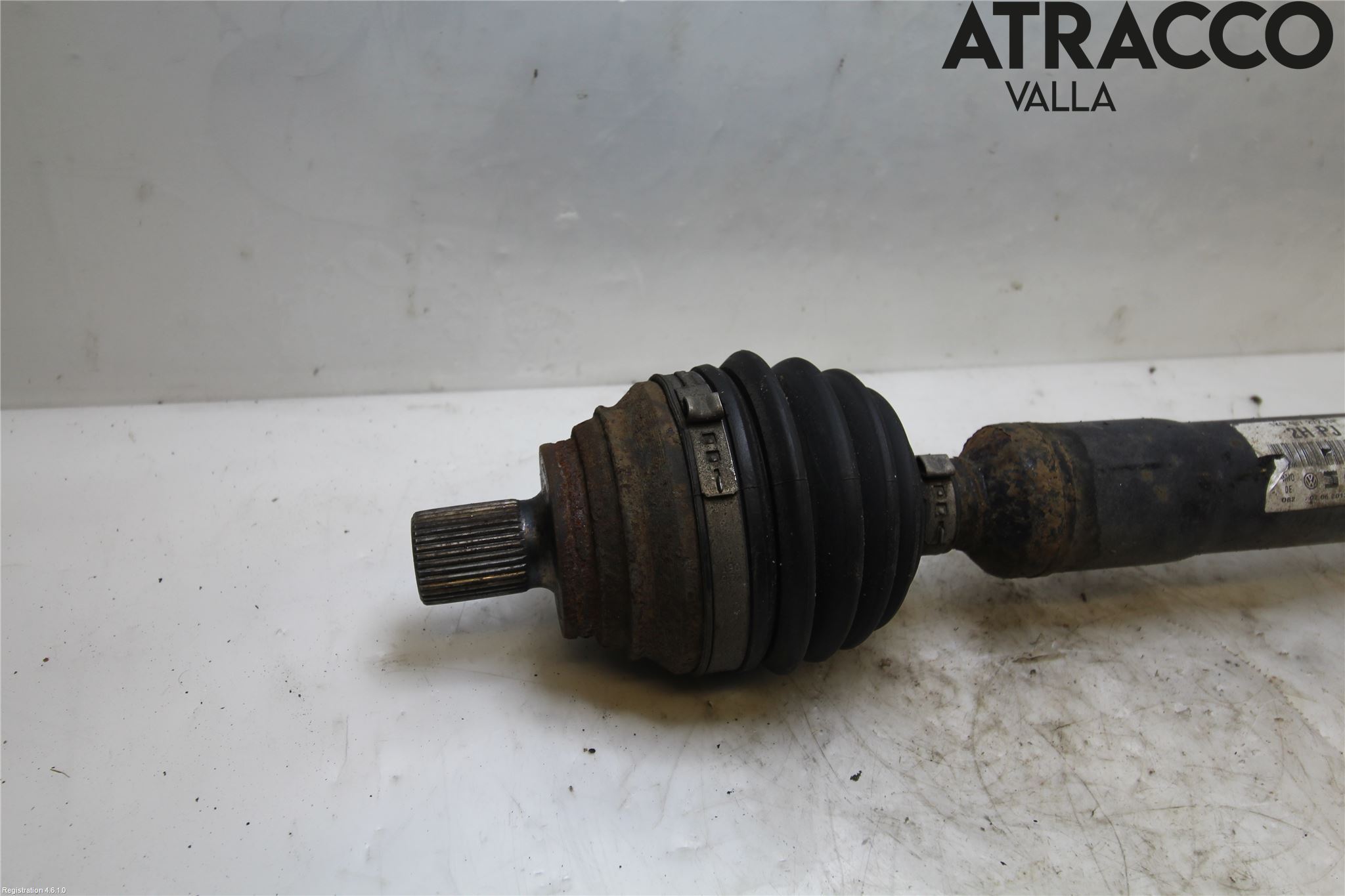 Volkswagen VW PASSAT 11-14 Drivaxel Fram Höger