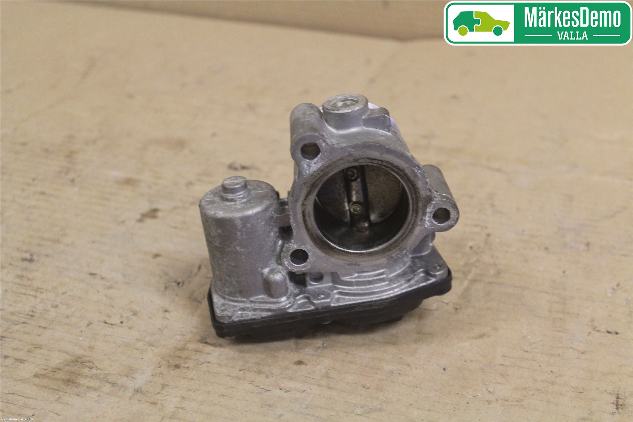 Ford FIESTA 13-17 Injspjällhus