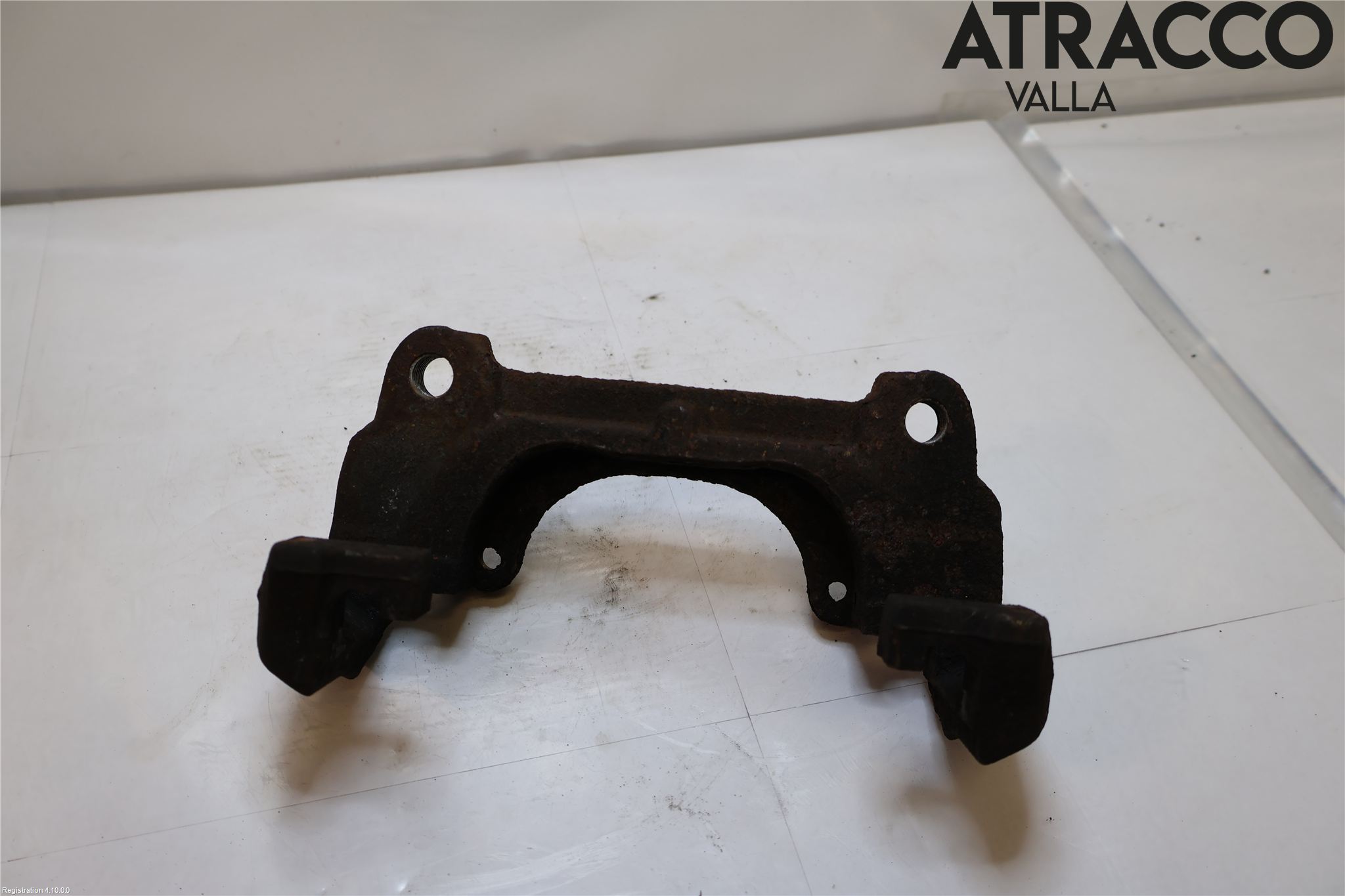 Volvo XC70 14-16 Bromsokshållare