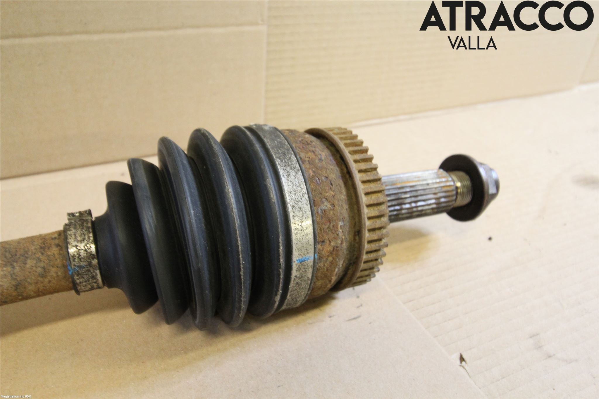 Kia CARENS III 13-19 Drivaxel Fram Höger