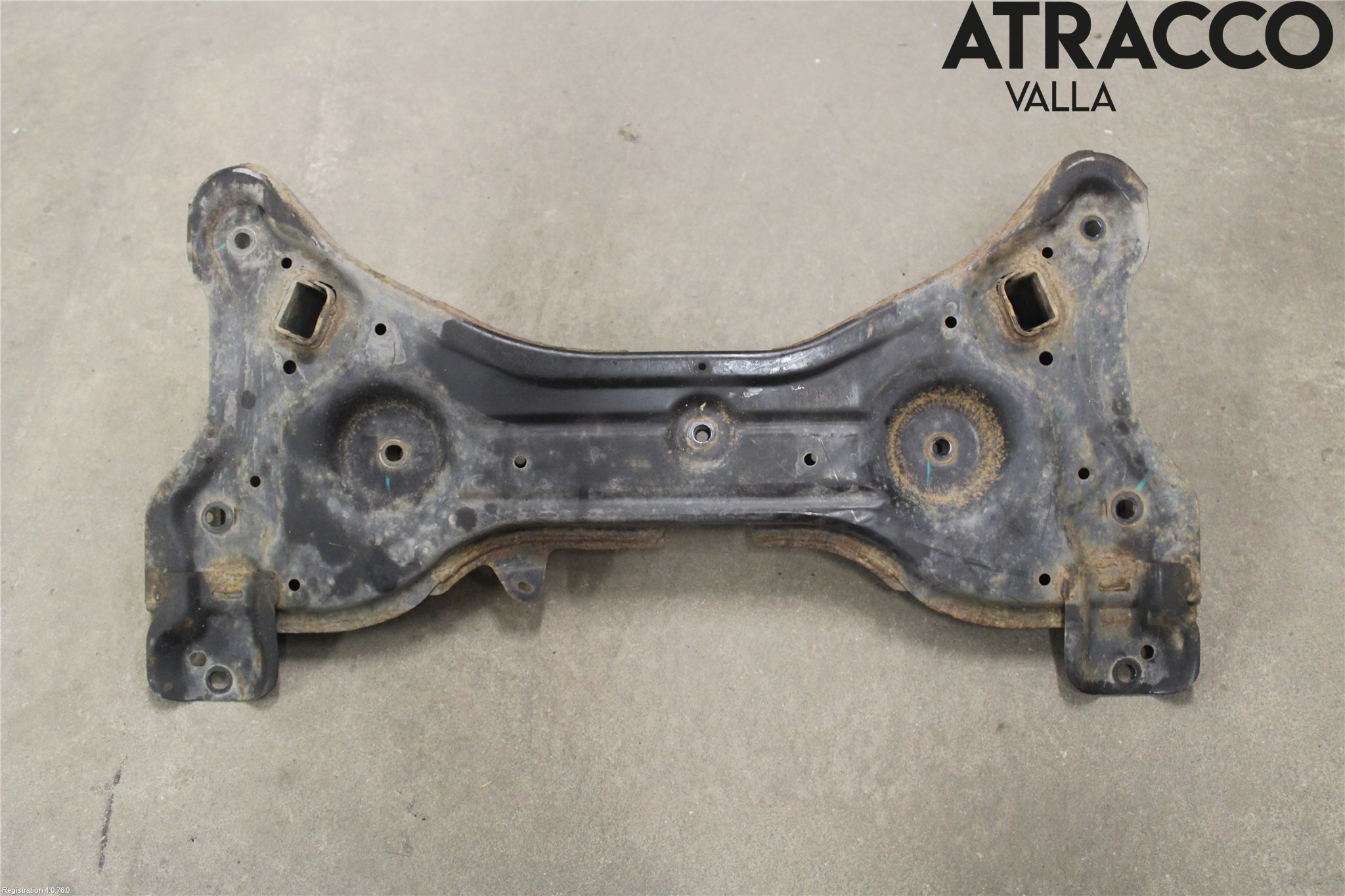 Nissan MICRA 11-16 Framvagnsbalk