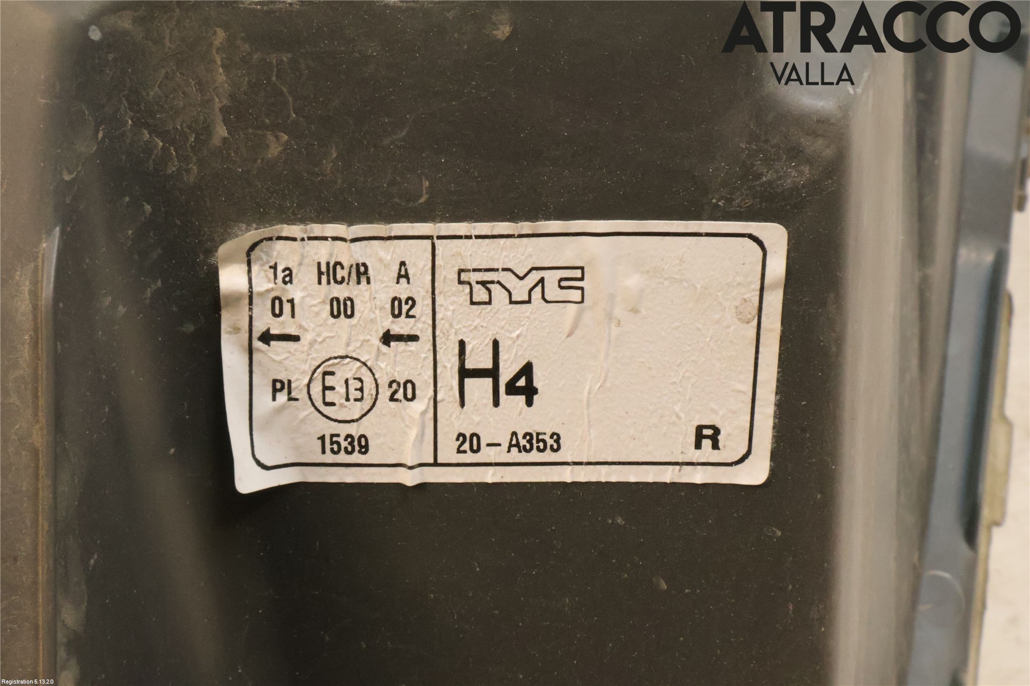 Toyota YARIS P1 03-05 Strålkastare Höger