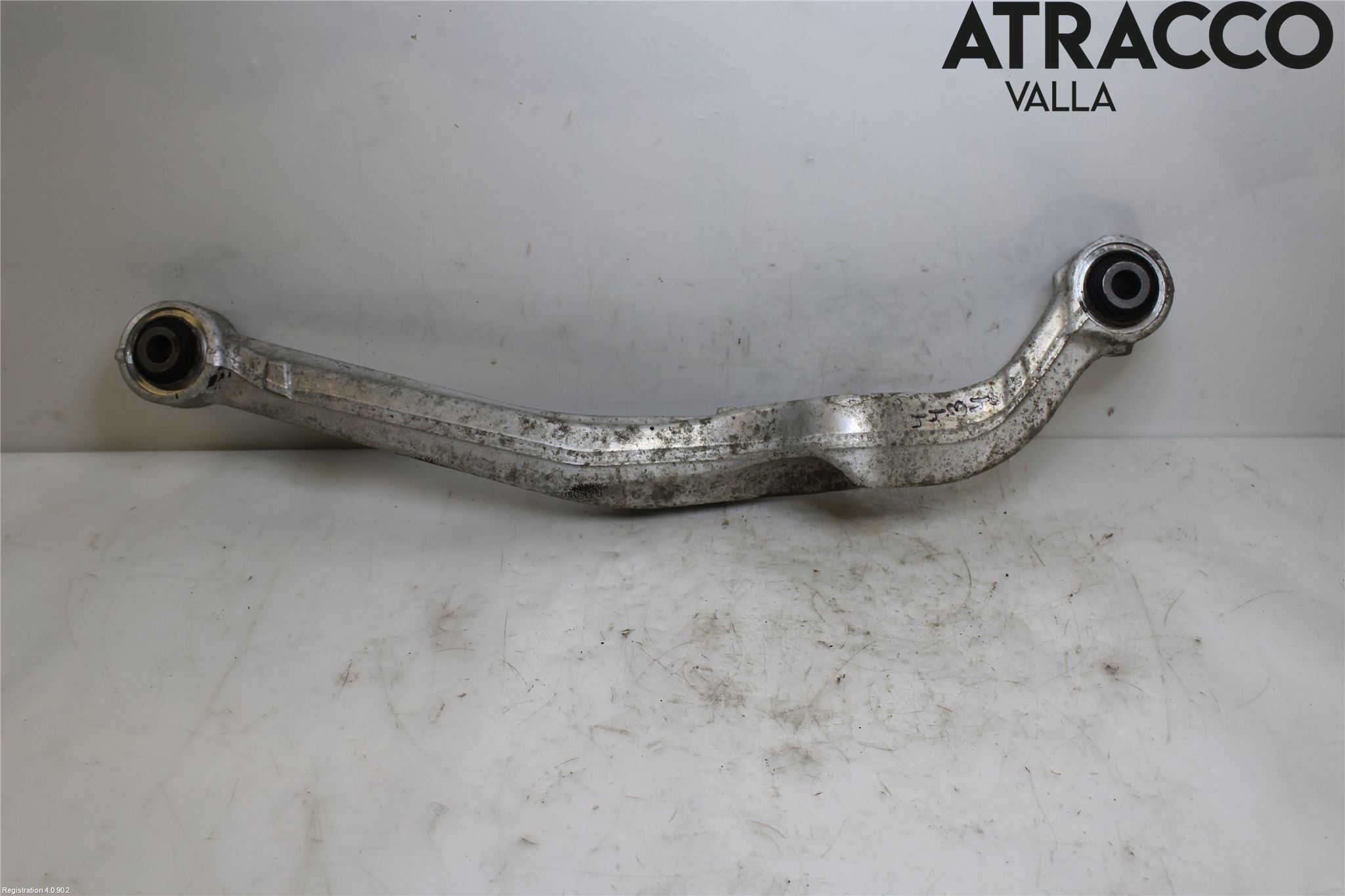 Nissan X-TRAIL 14-21 Bärarm Bak Höger