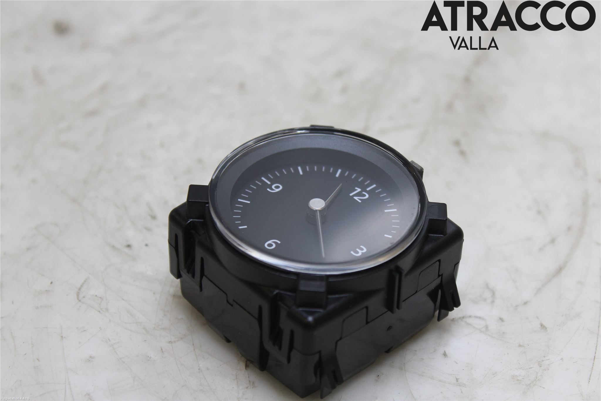 Volkswagen VW PASSAT 15-19 Instrument Klocka