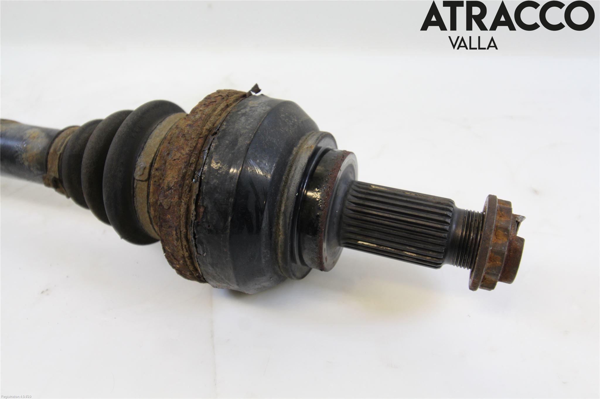 BMW 7 E65/66    00-08 Drivaxel Bak Höger