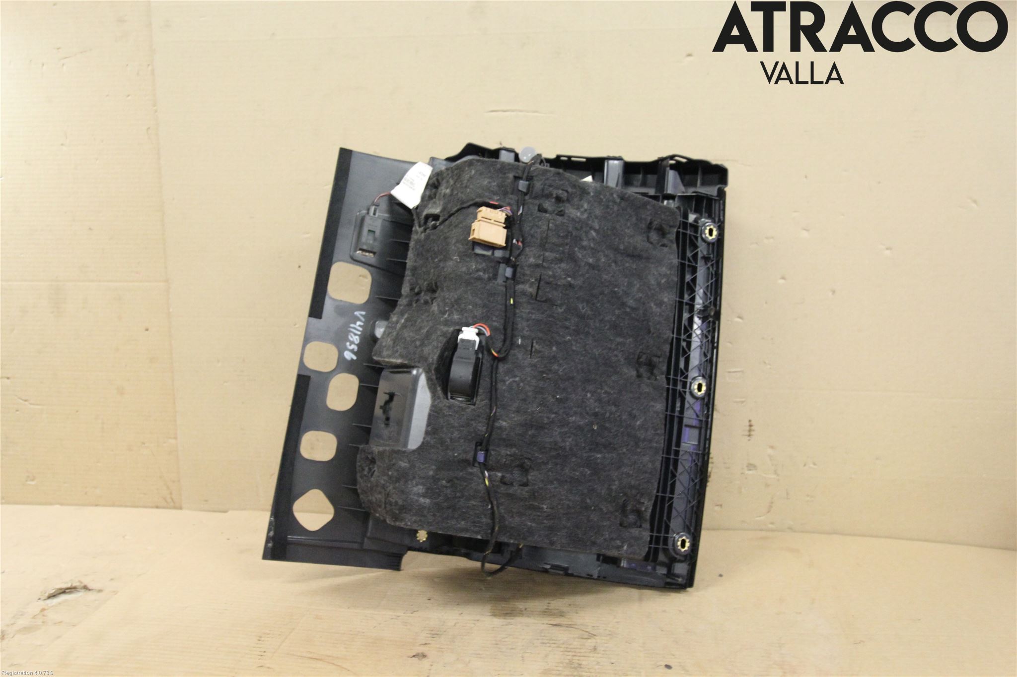 Audi A6/S6 4G 11-18 Handskfack