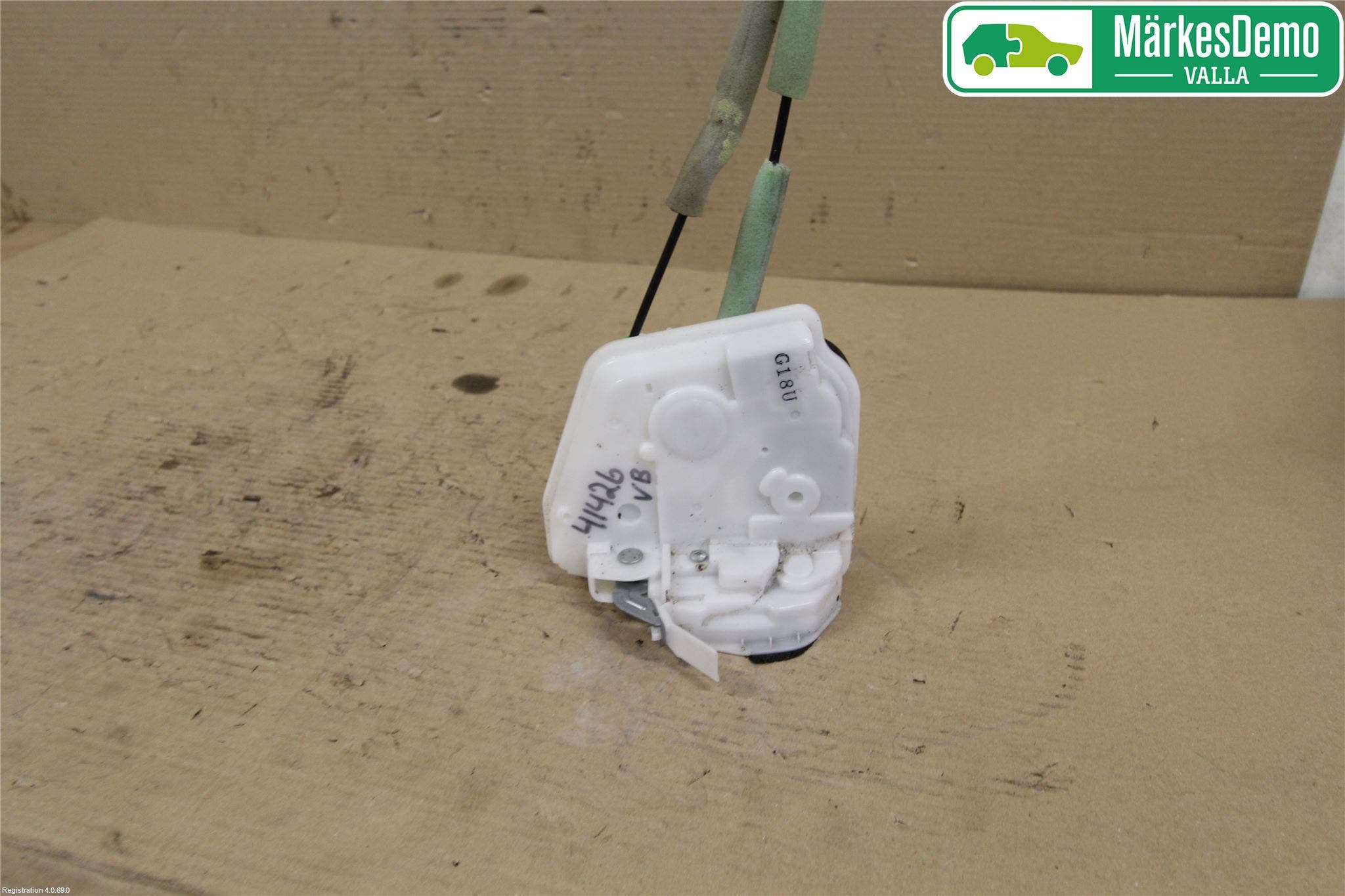 Mazda 3 II 09-13 Låskista-Dörrlås